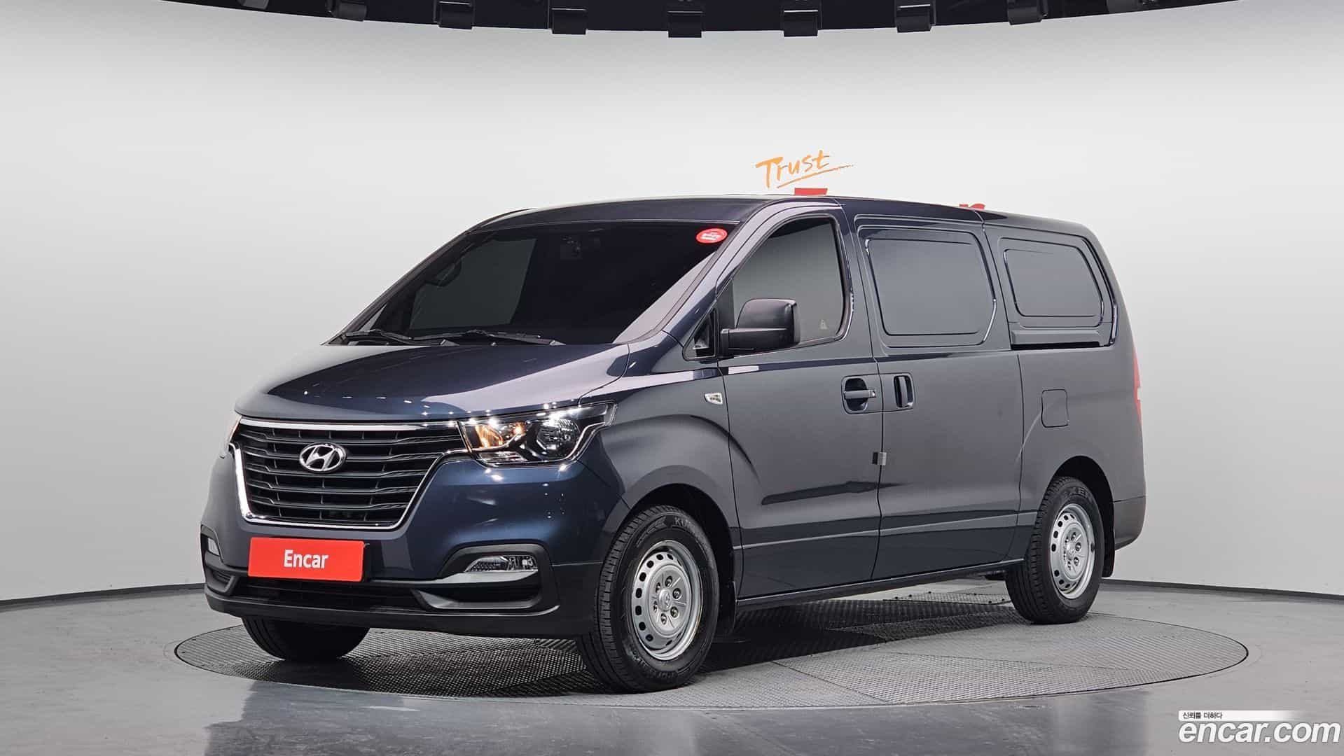Starex Hyundai 2018.5-OUTER-001