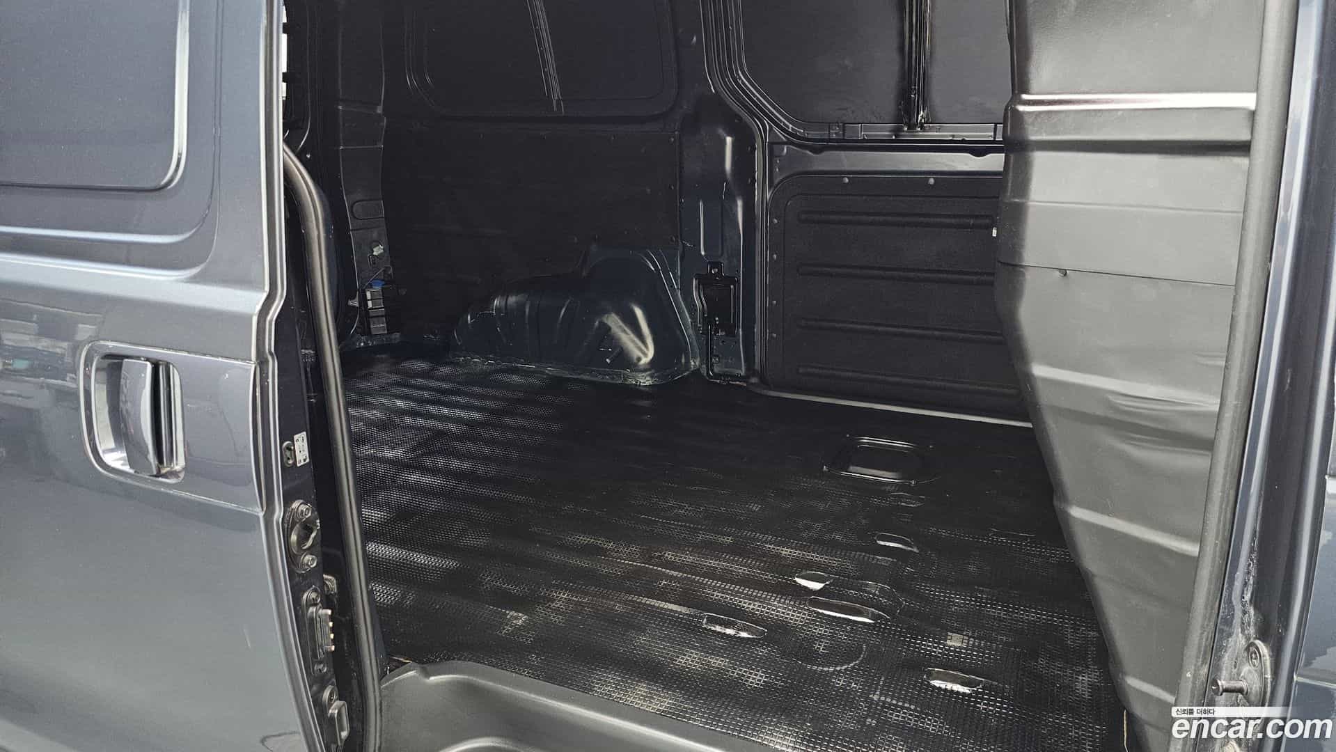 Starex Hyundai 2018.5-OPTION-015