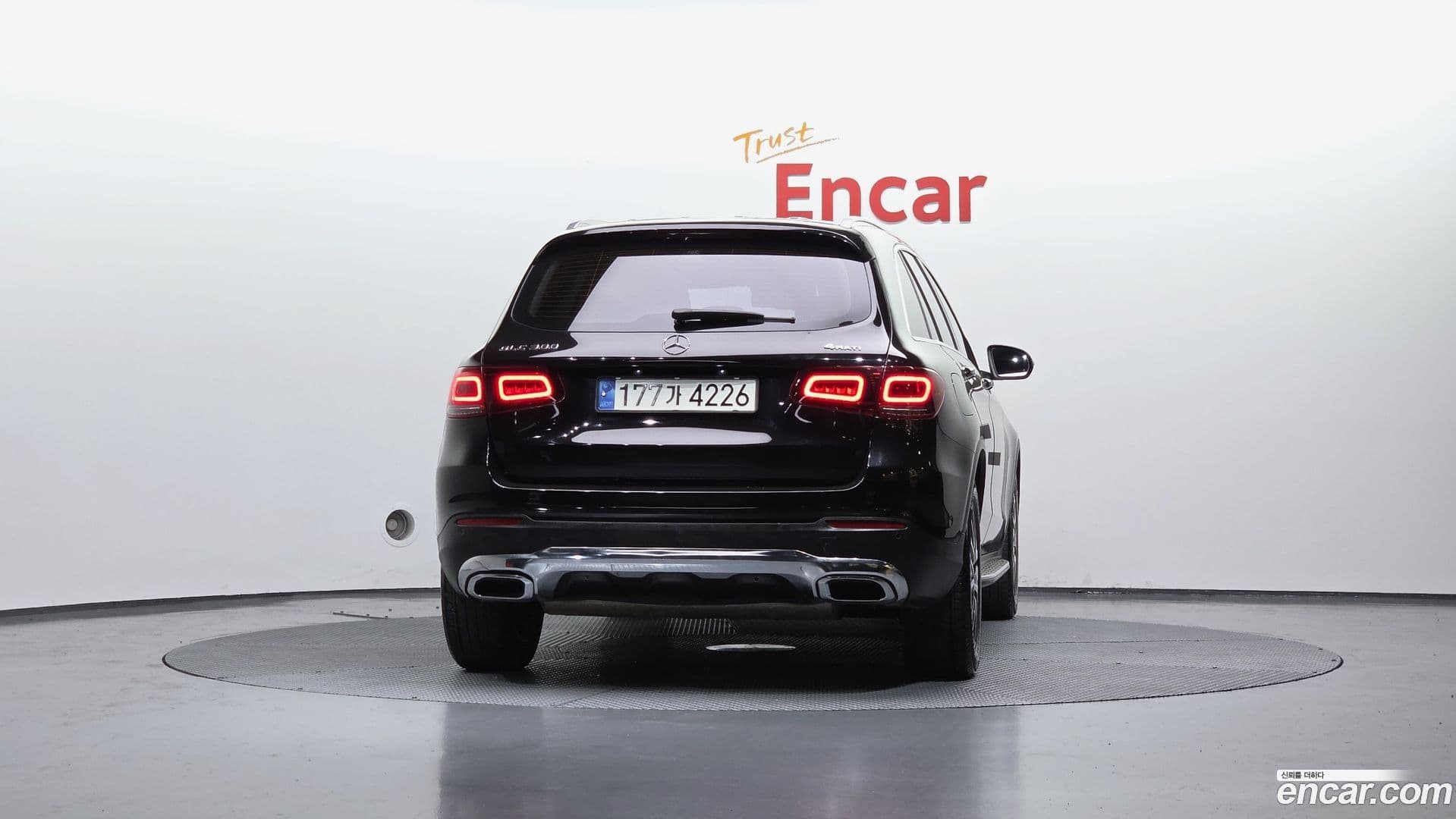 Main__Slider__Photo:GLC-Class Mercedes-Benz 2020.7-3