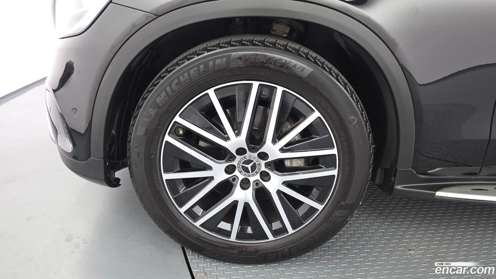 Main__Slider__Photo:GLC-Class Mercedes-Benz 2020.7-4