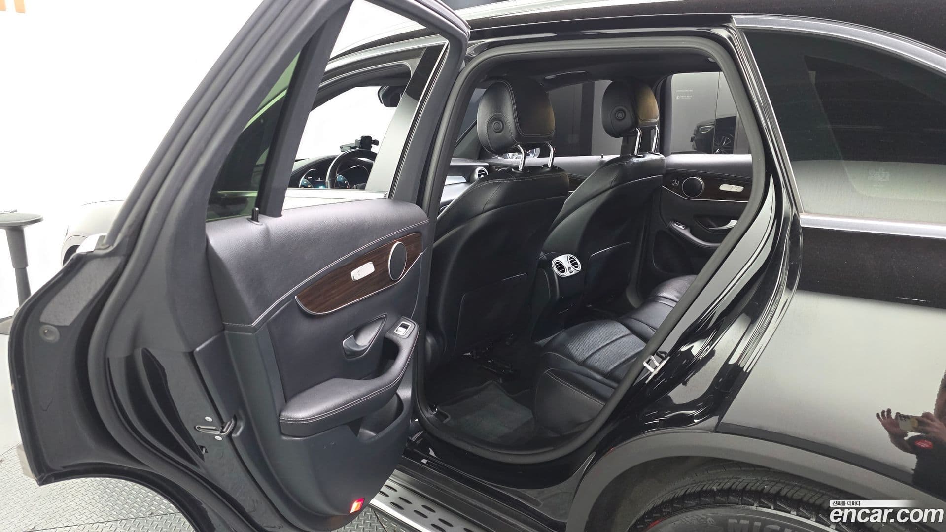 Main__Slider__Photo:GLC-Class Mercedes-Benz 2020.7-25