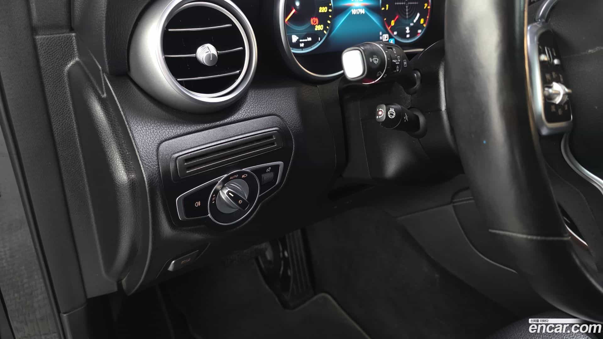 GLC-Class Mercedes-Benz 2020.7-OPTION-040