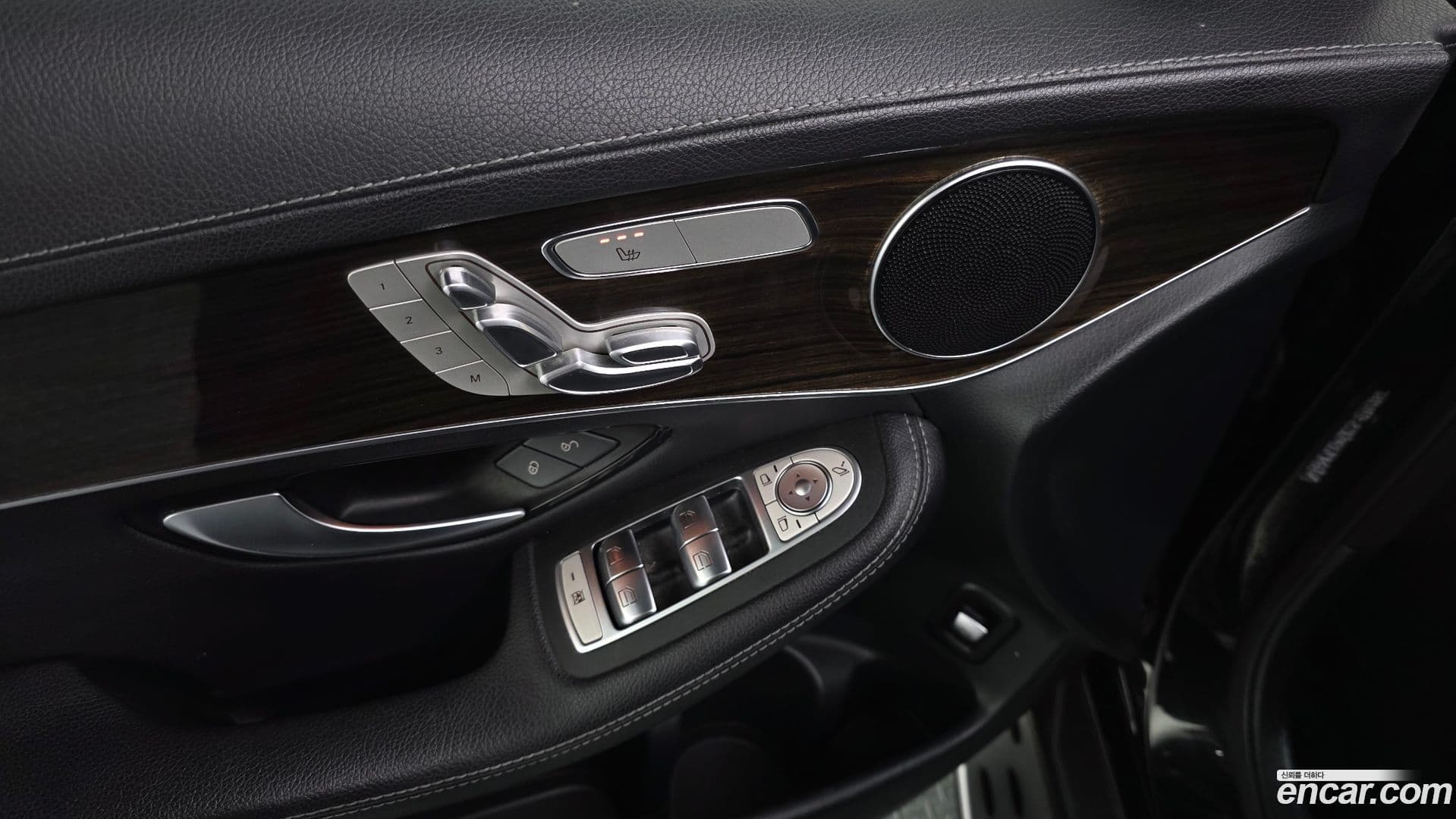 Main__Slider__Photo:GLC-Class Mercedes-Benz 2020.7-28