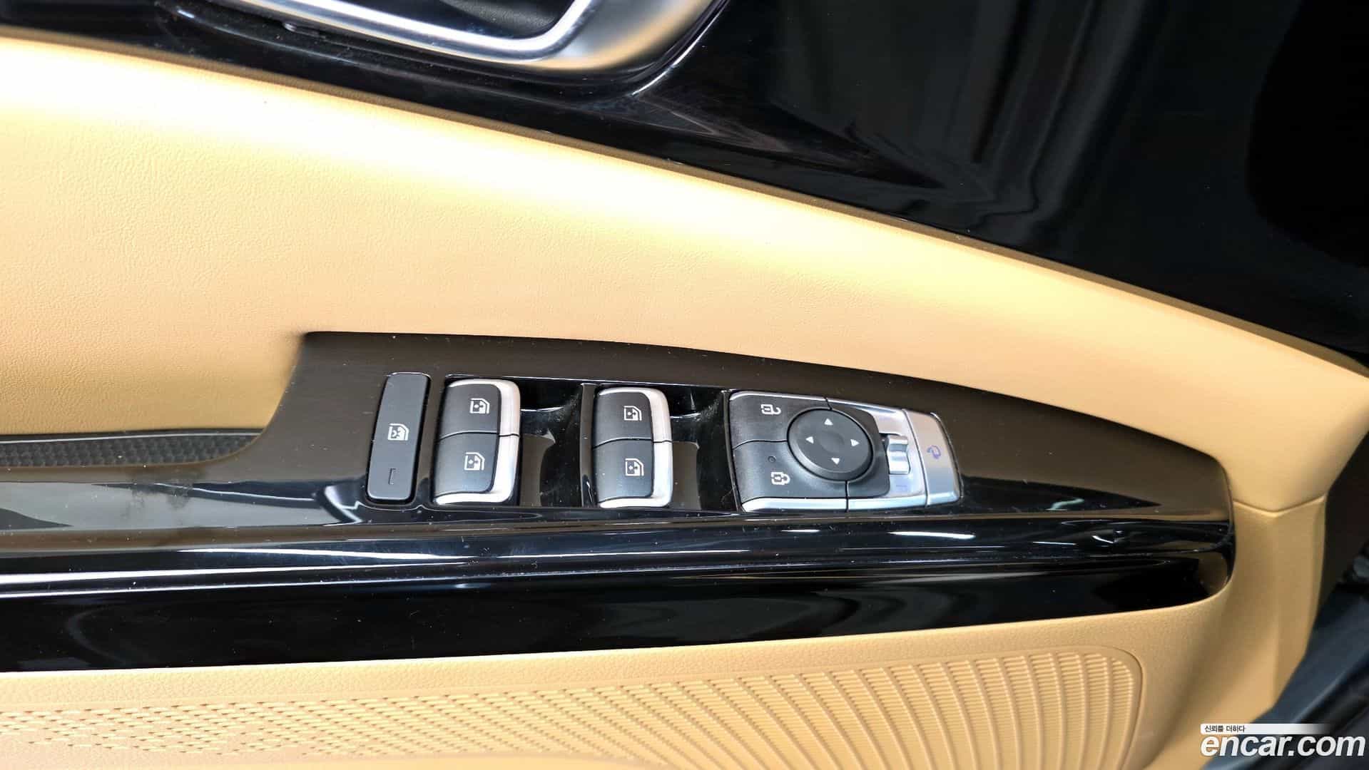 Canival Kia 2022.7-OPTION-042