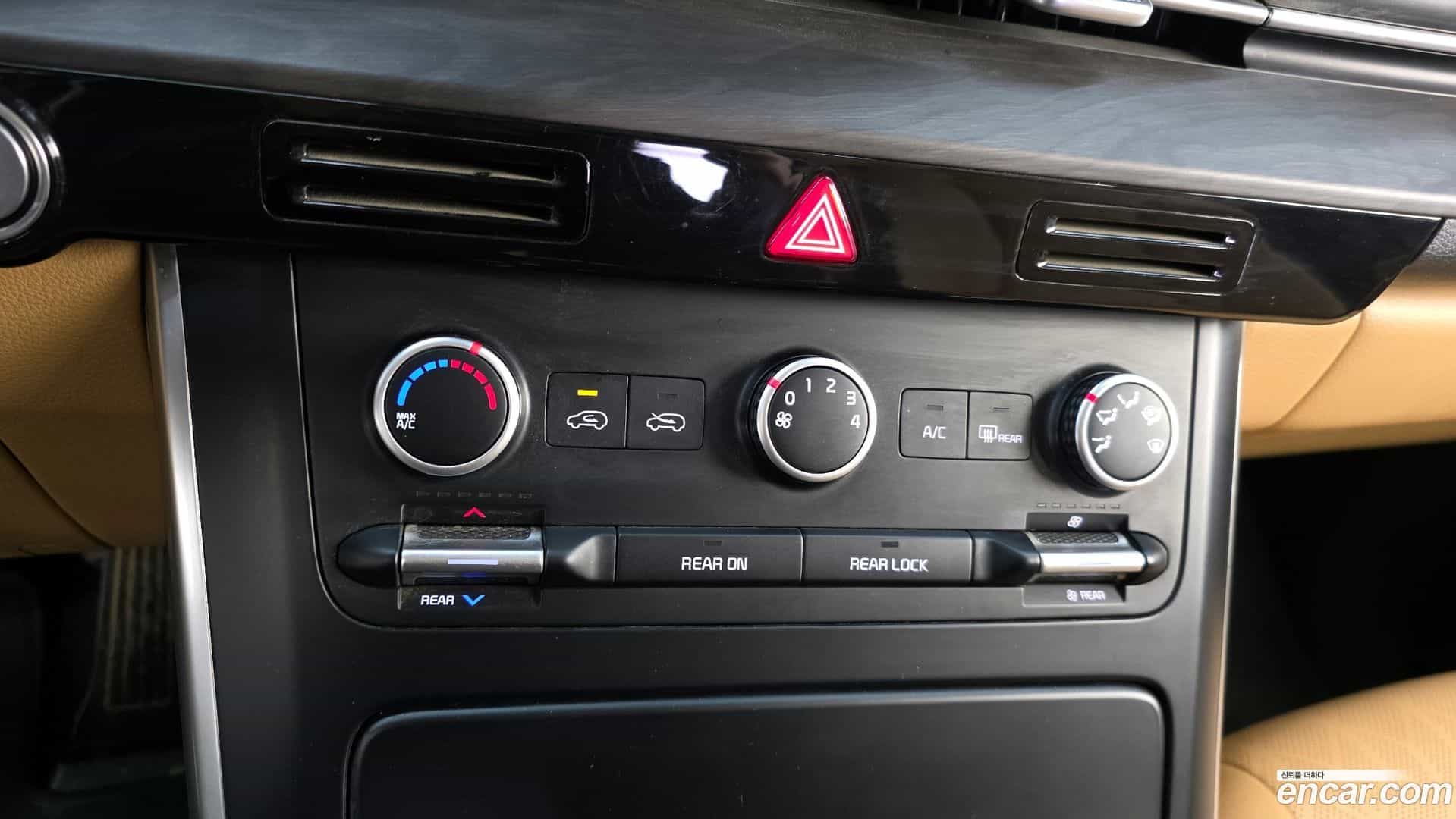 Canival Kia 2022.3-OPTION-018
