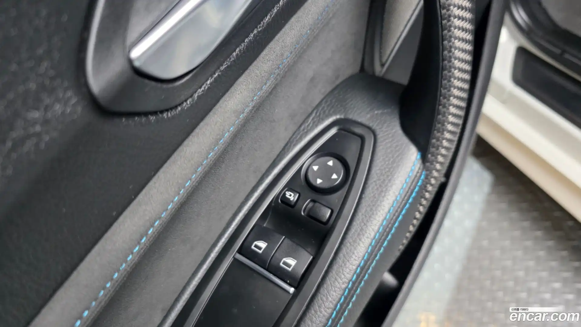 M2 BMW 2021.2-INNER-036
