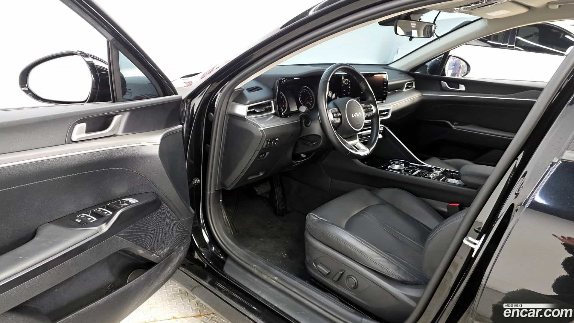 K5 Kia 2023.6-INNER-010