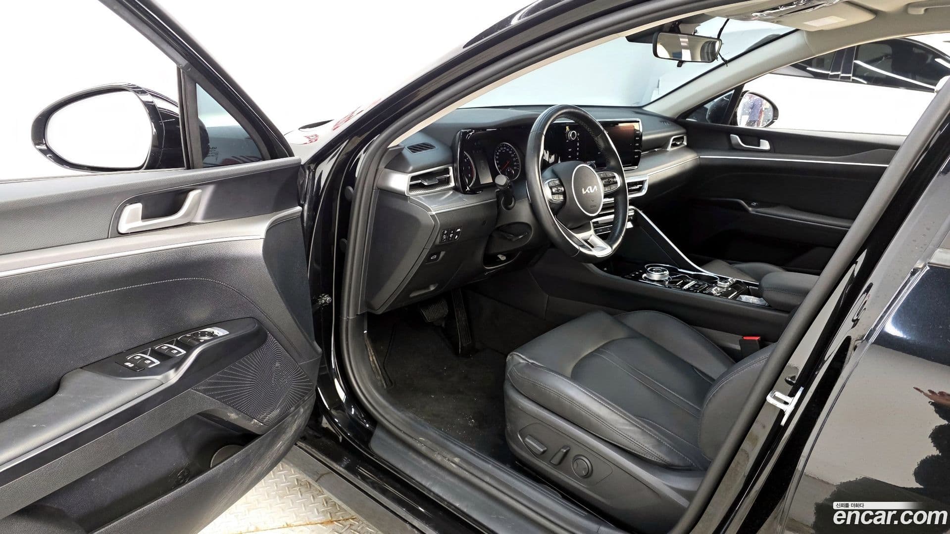 Main__Slider__Photo:K5 Kia 2023.6-9