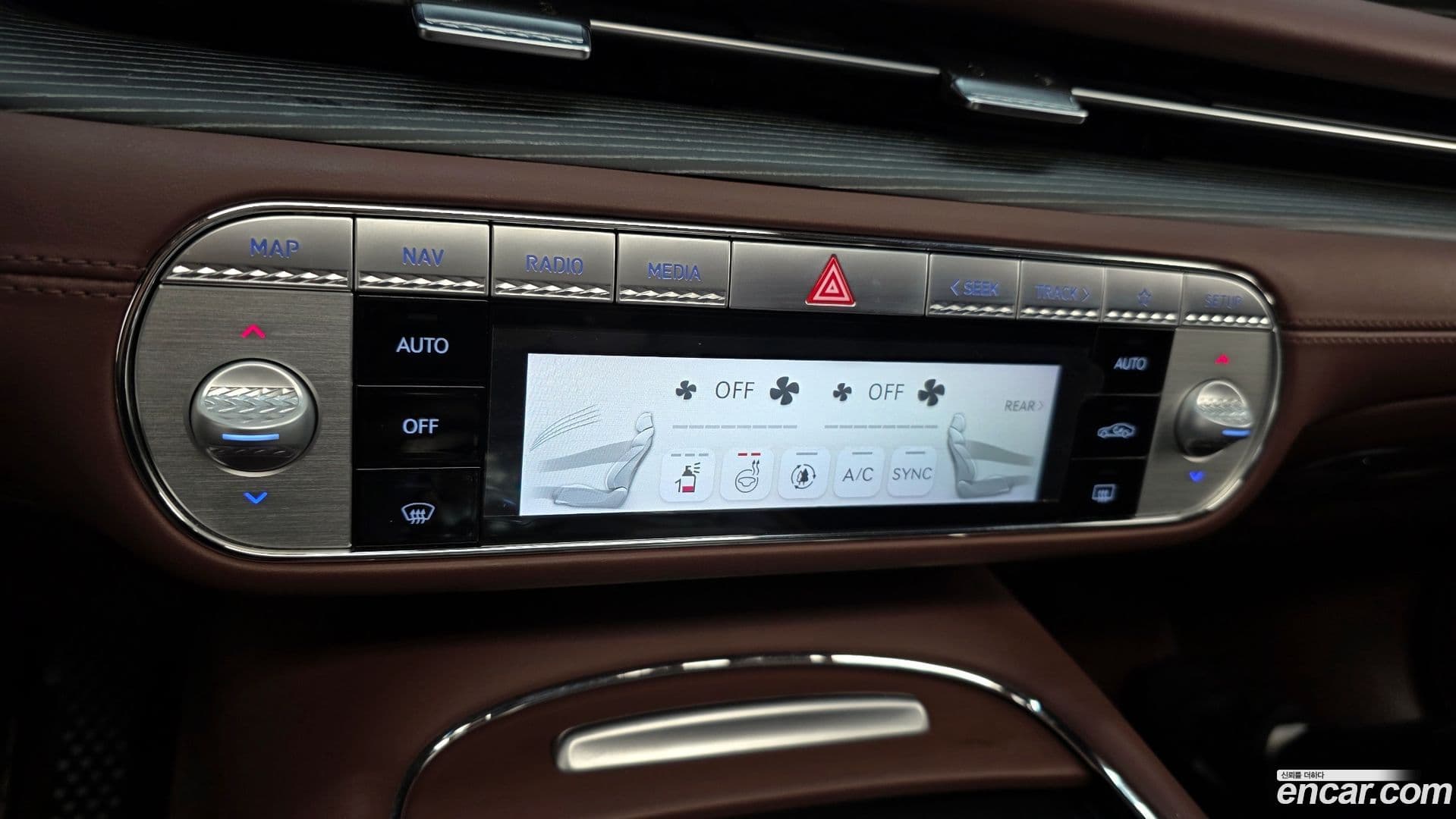 Main__Slider__Photo:G90 Genesis 2022.3-33