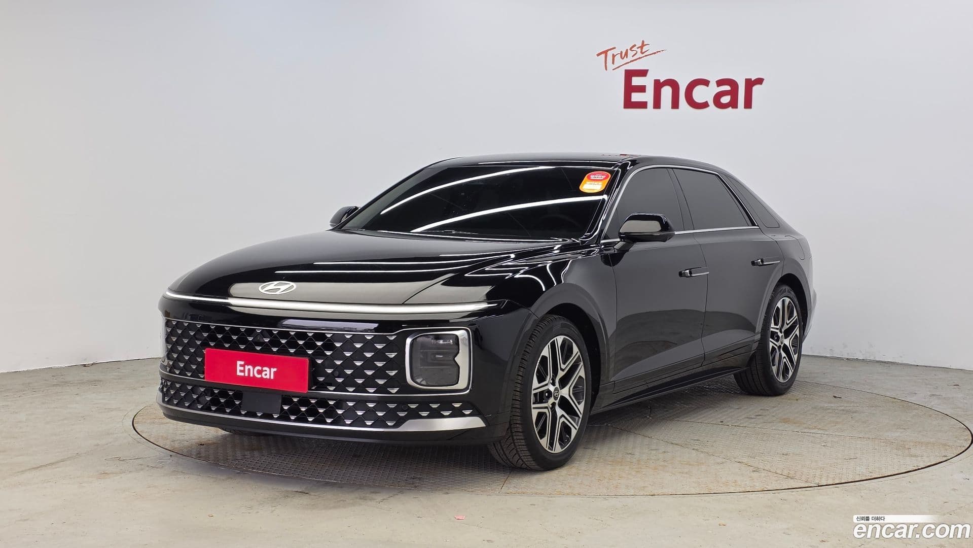 Main__Slider__Photo:Grandeur Hyundai 2023.11-0