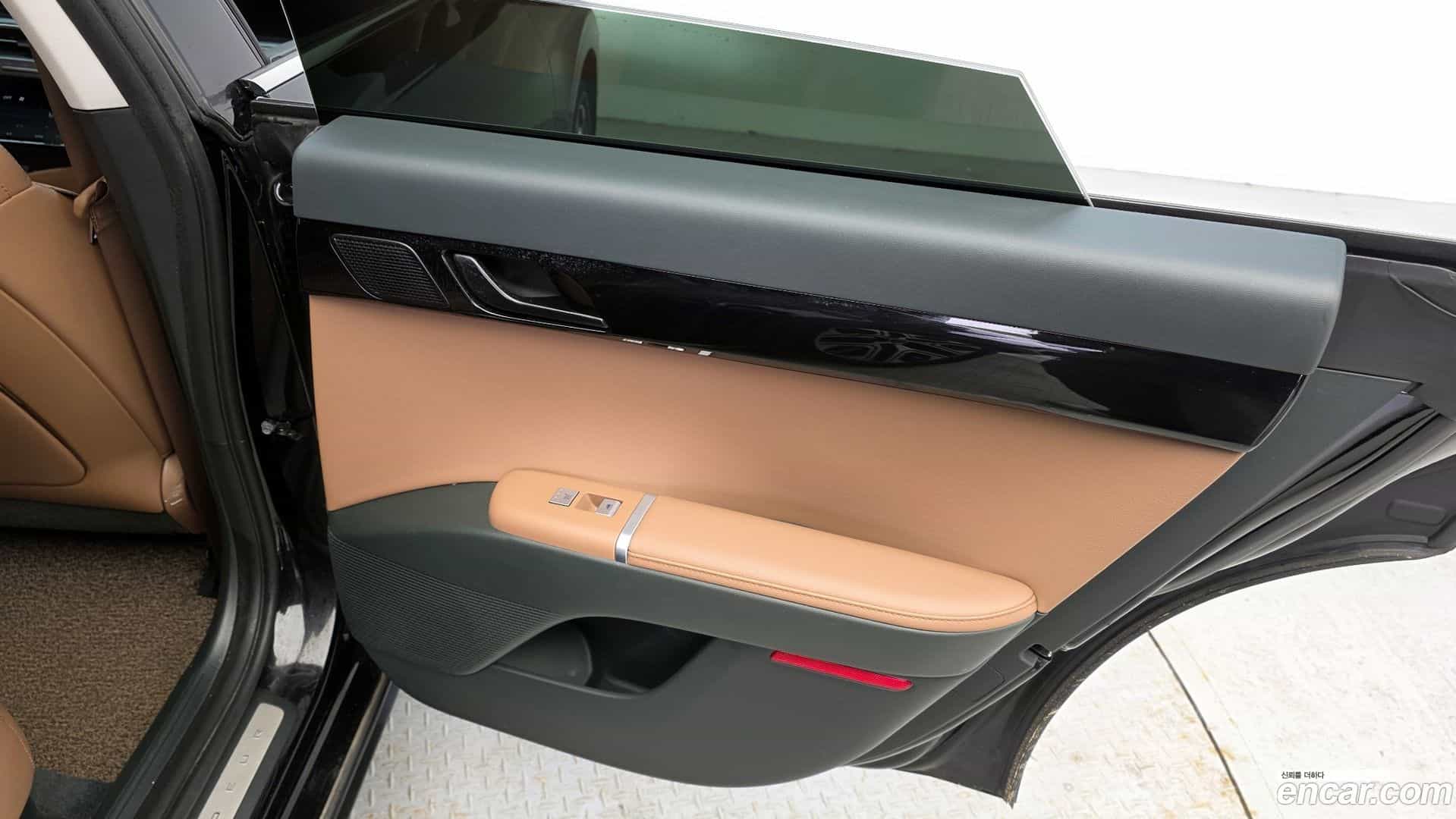 Grandeur Hyundai 2023.11-INNER-035