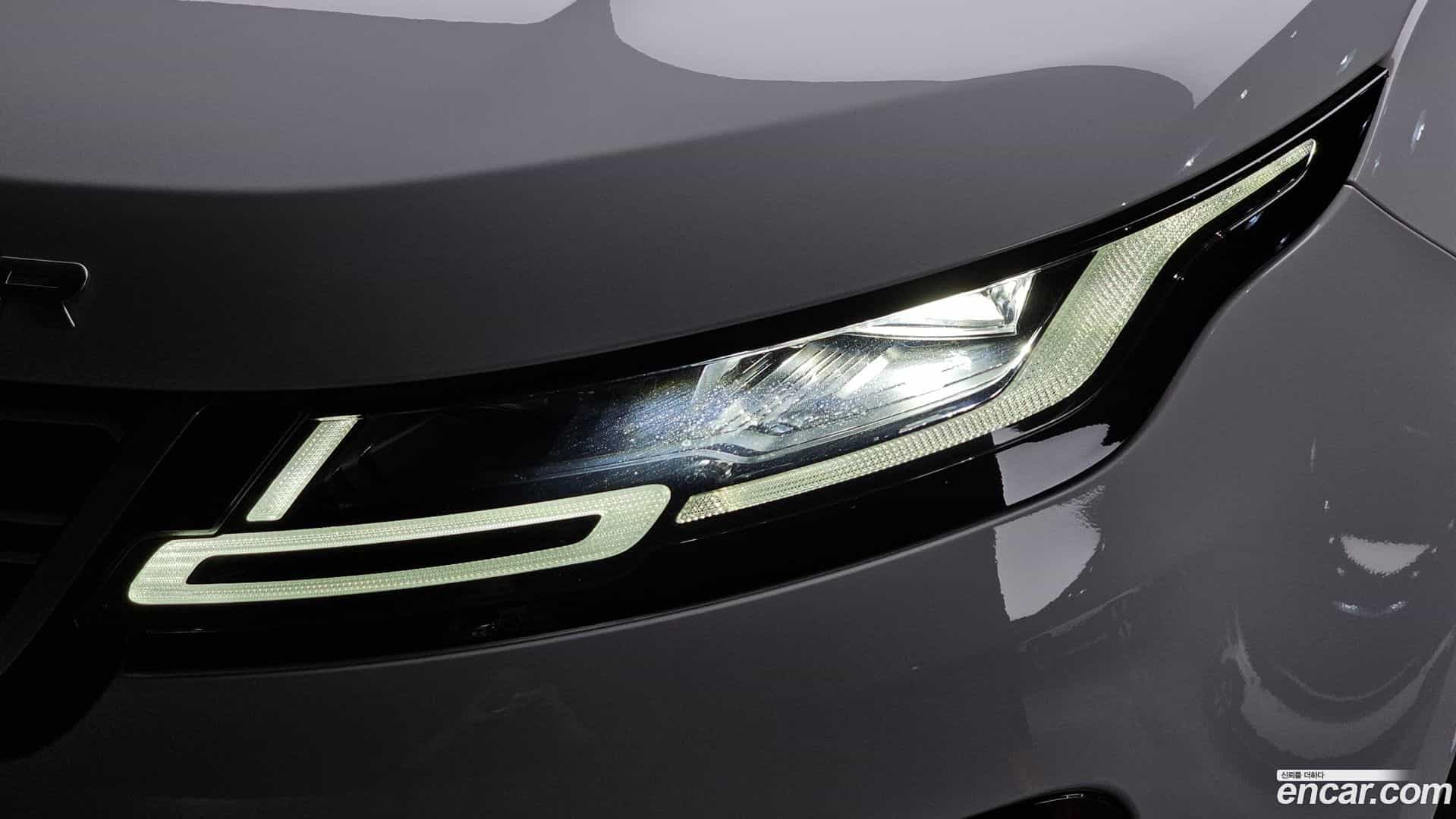 Range Rover Evoque Land Rover 2020.2-OUTER-032