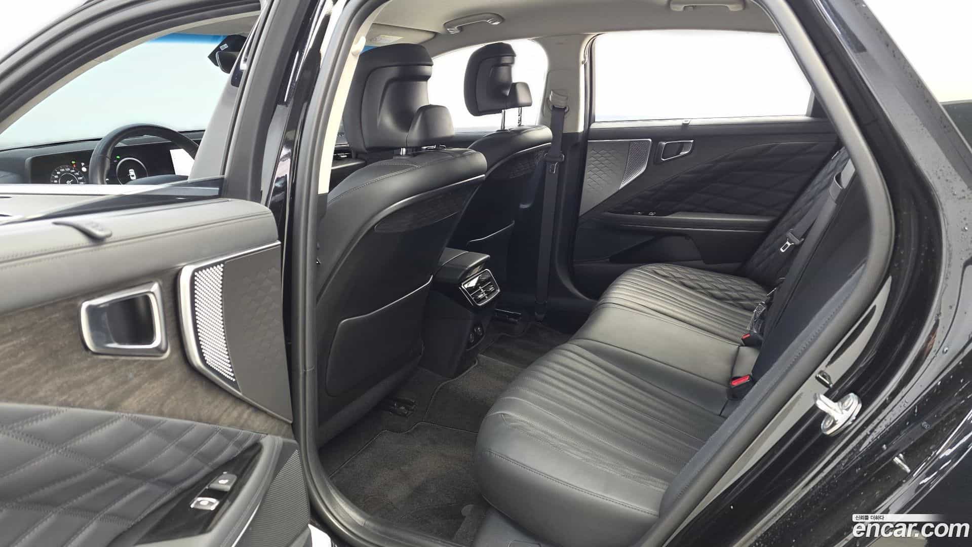 K8 Kia 2022.11-INNER-036