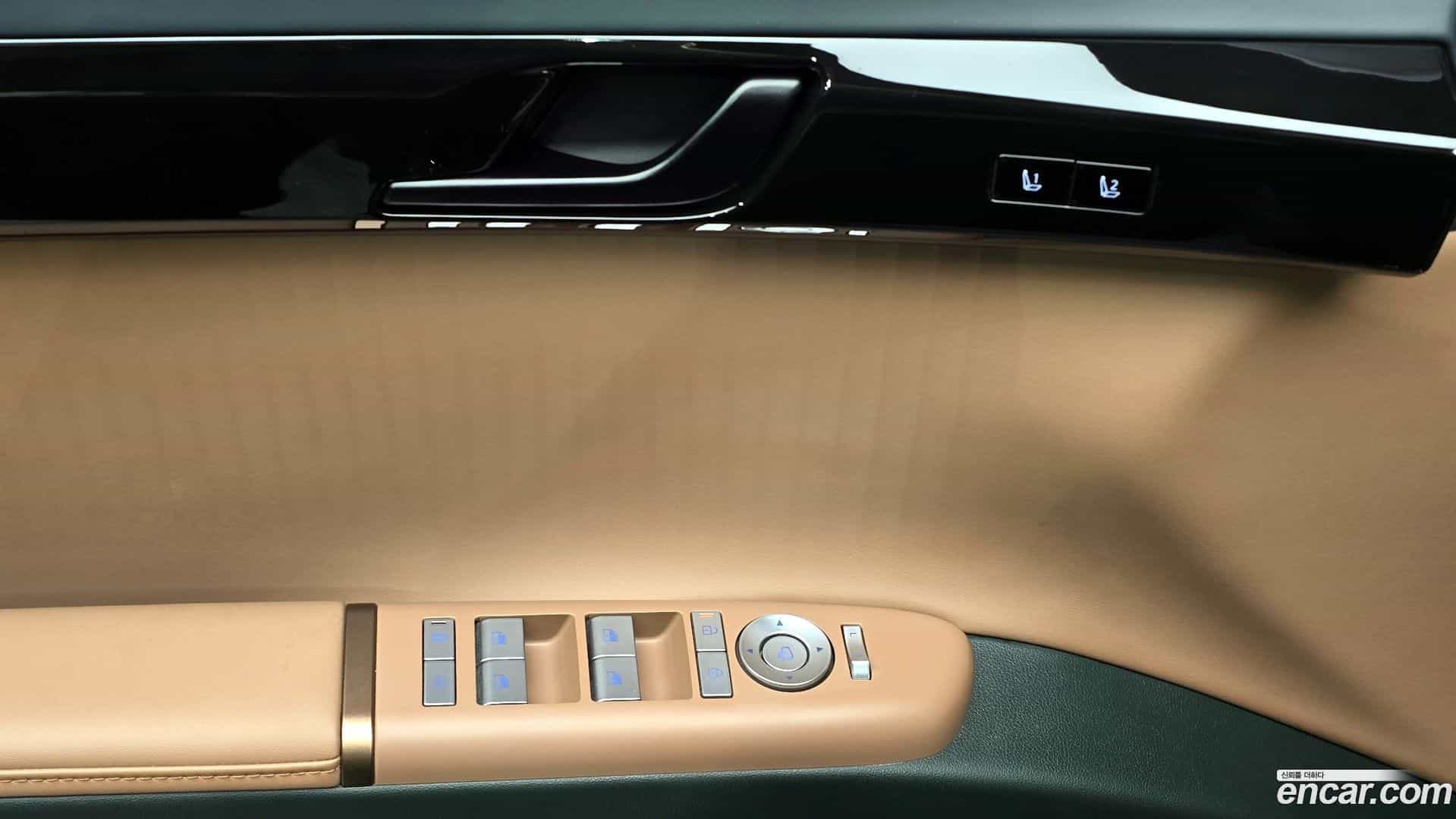 Grandeur Hyundai 2025.0-OPTION-042