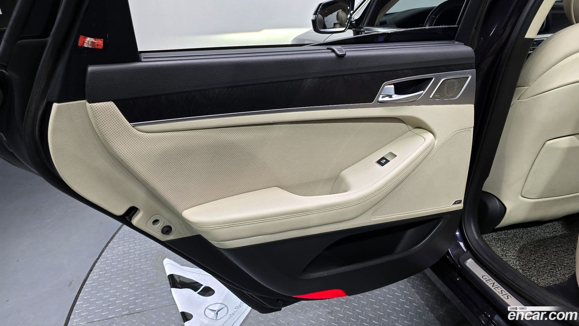Main__Slider__Photo:G80 Genesis 2016.9-24