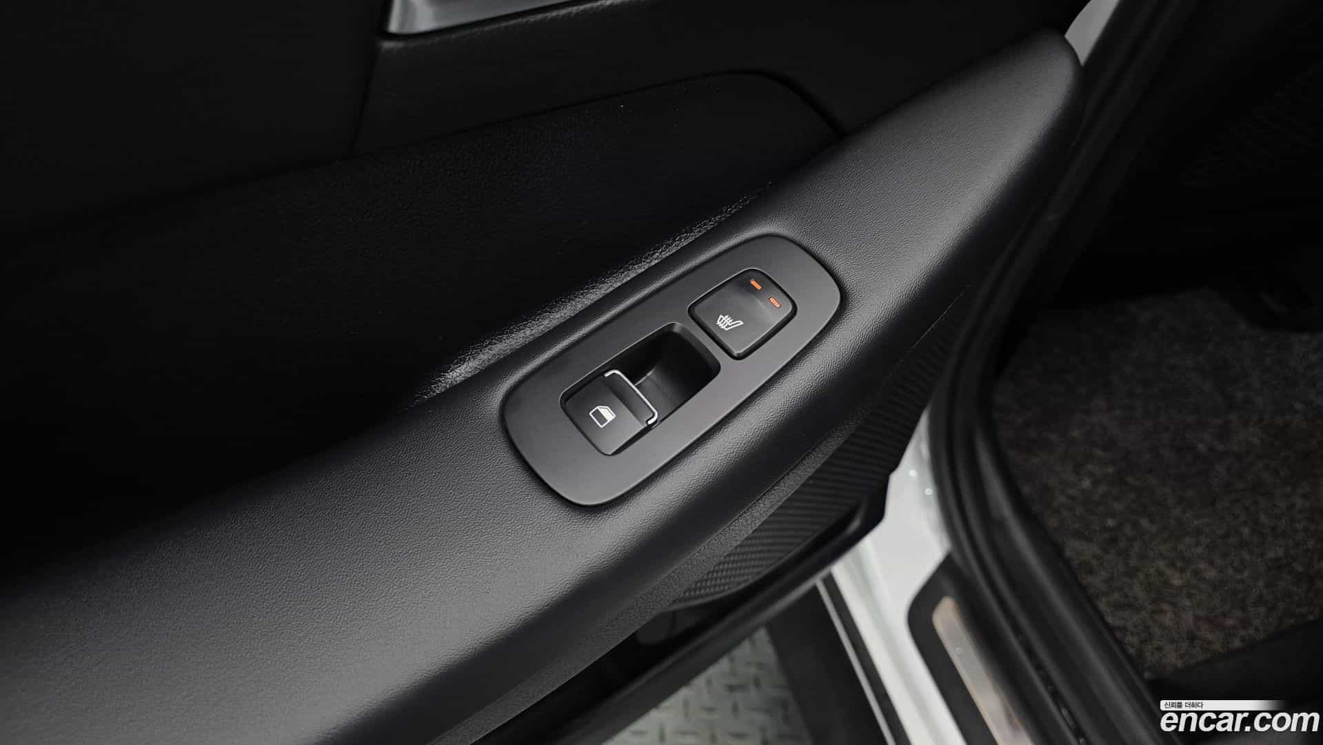 Sonata Hyundai 2019.5-OPTION-023