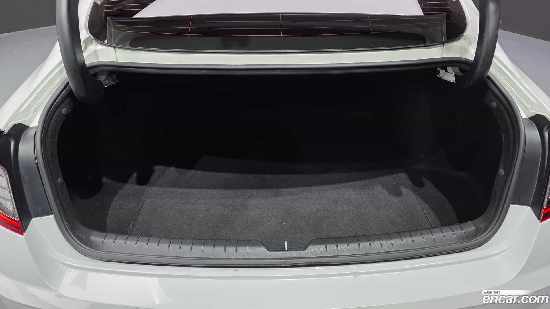 Sonata Hyundai 2019.5-OPTION-024