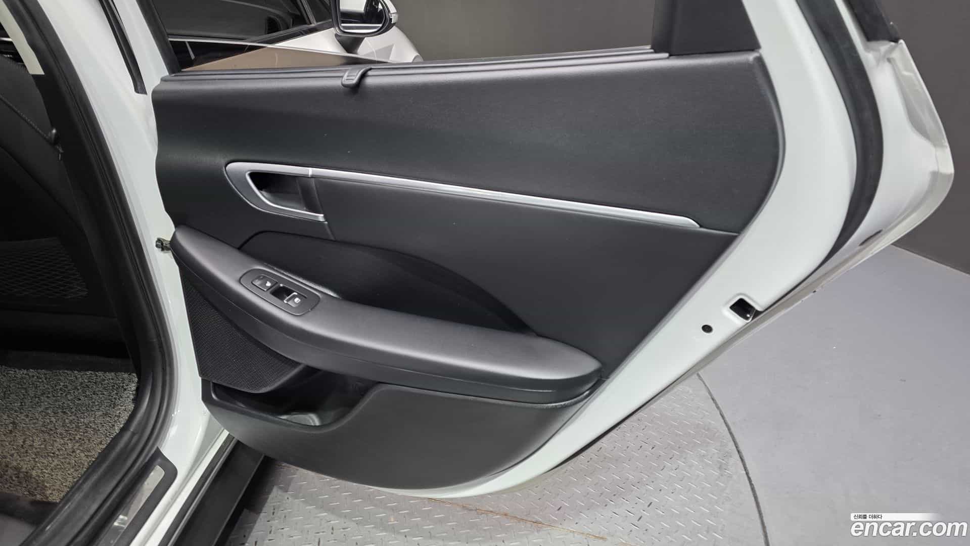 Sonata Hyundai 2019.5-INNER-035