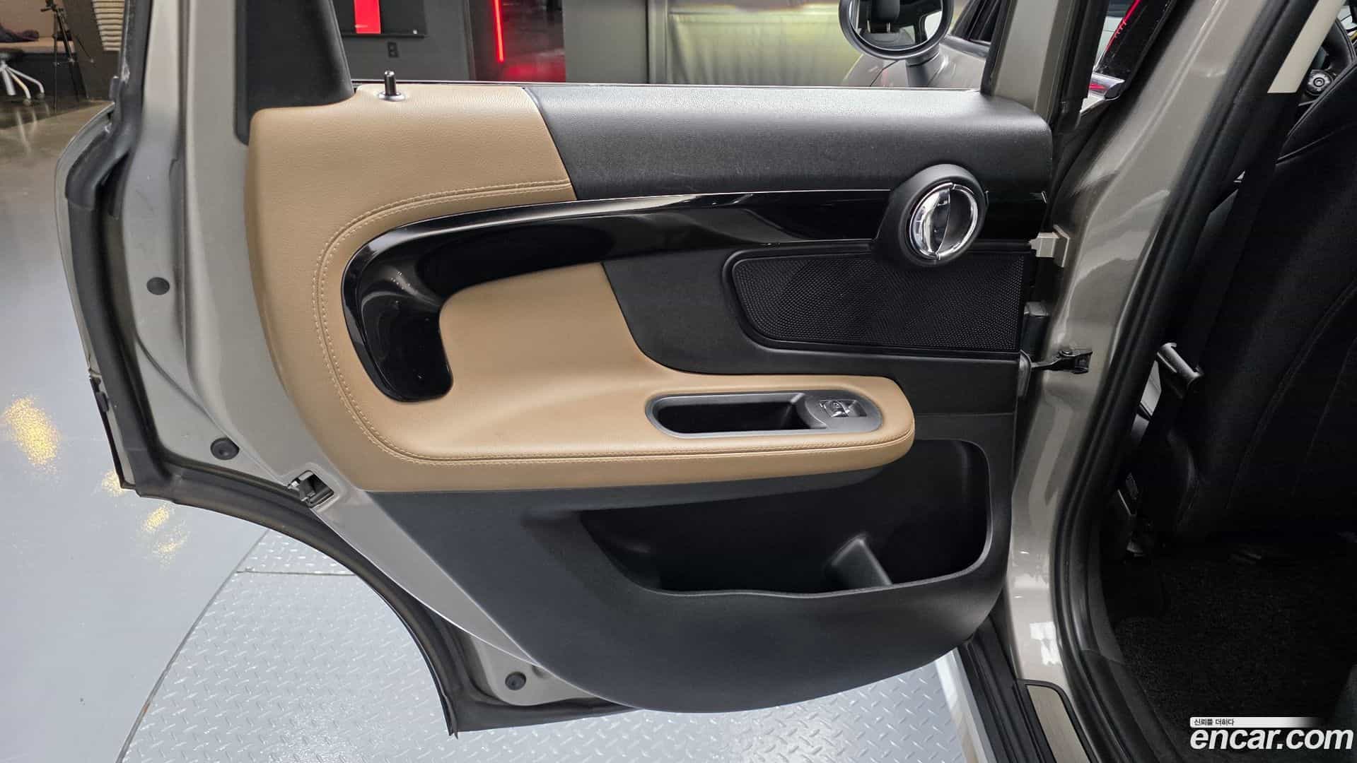 Countryman Mini 2019.11-INNER-035
