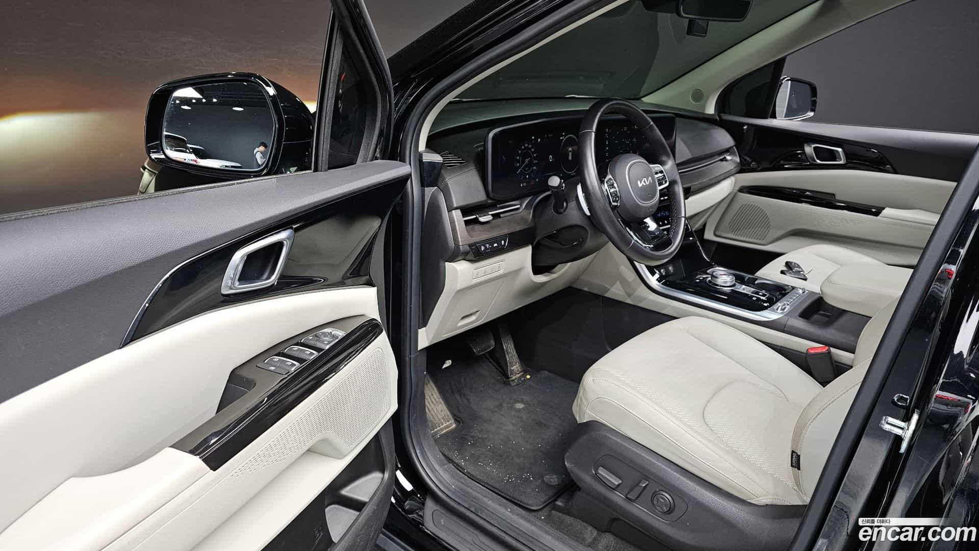 Canival Kia 2023.1-INNER-010