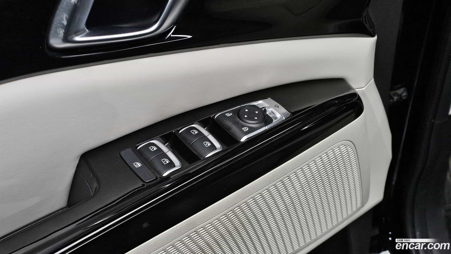Canival Kia 2023.1-OPTION-020