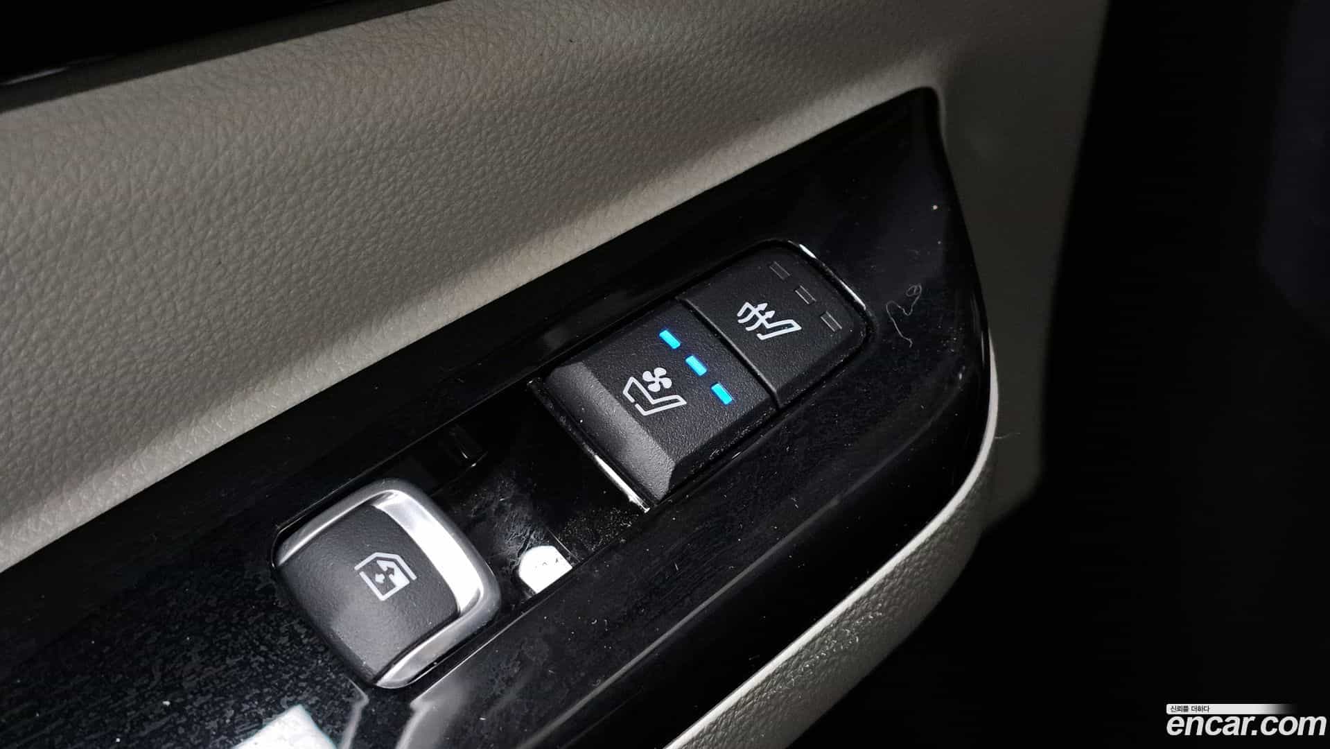 Canival Kia 2023.1-OPTION-021