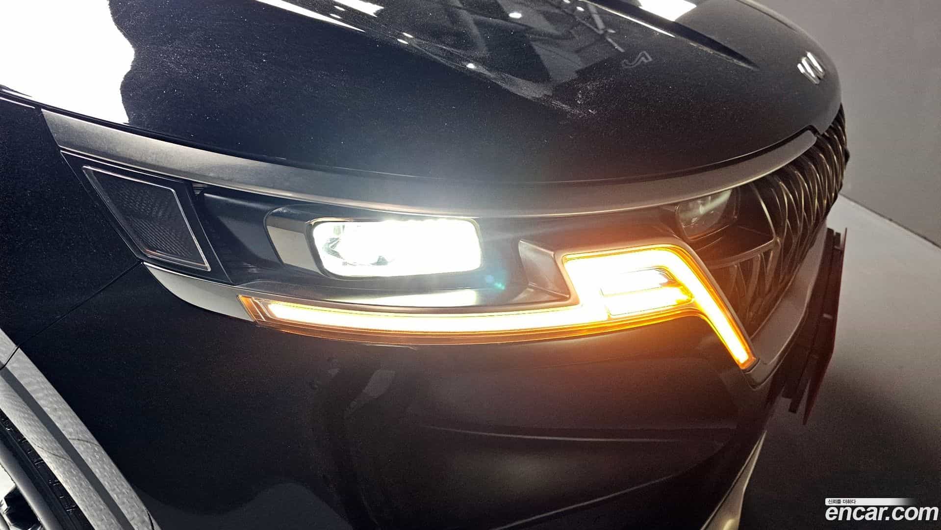 Canival Kia 2023.1-OUTER-032