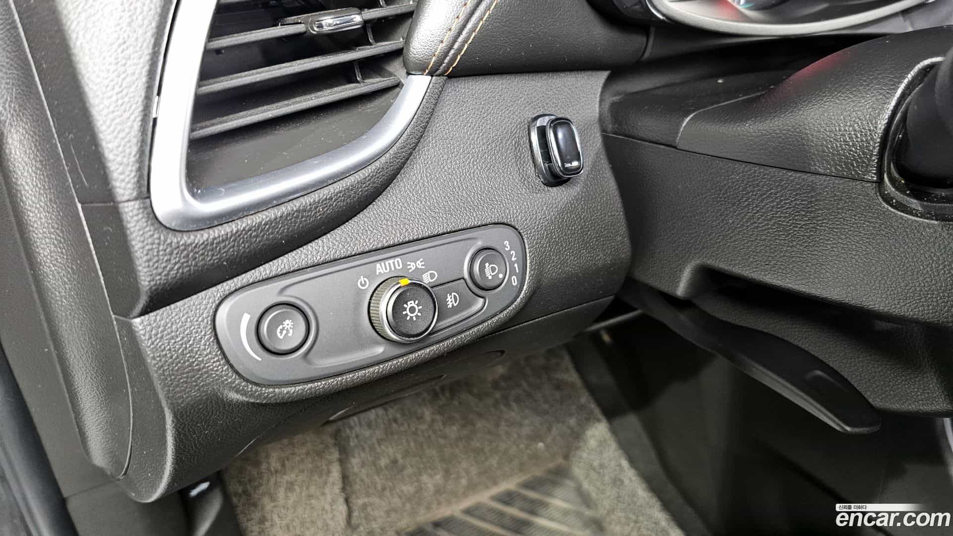 Trax Chevrolet 2020.3-OPTION-040