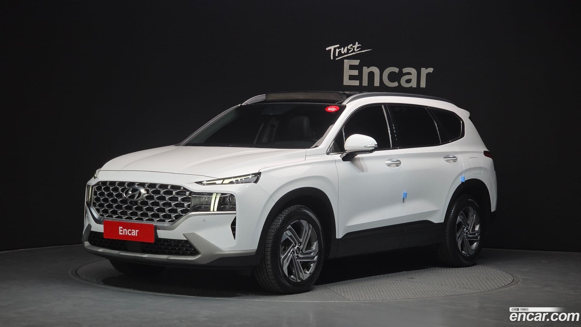 Main__Slider__Photo:Santafe Hyundai 2020.7-0