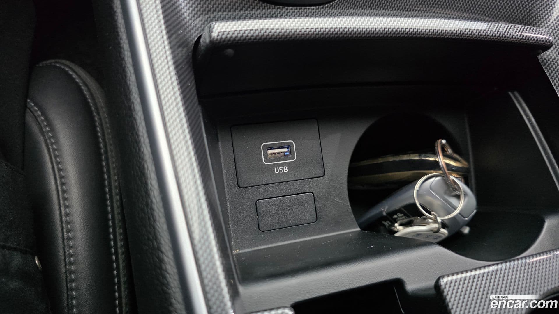 Main__Slider__Photo:Santafe Hyundai 2020.7-26