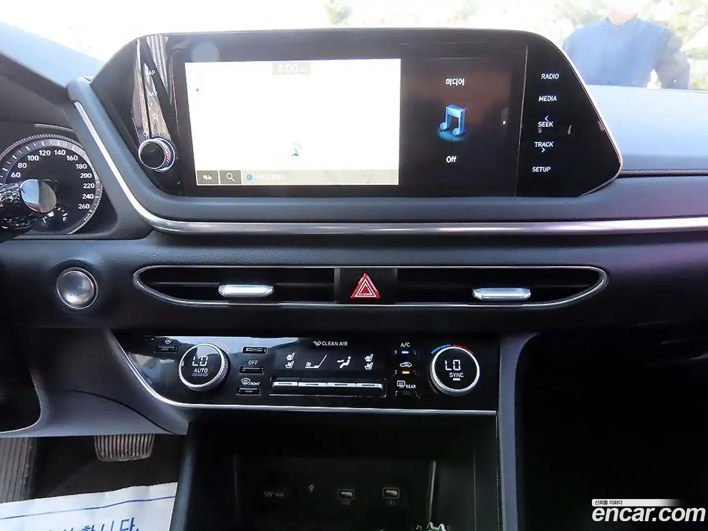 Sonata Hyundai 2019.6-OPTION-017