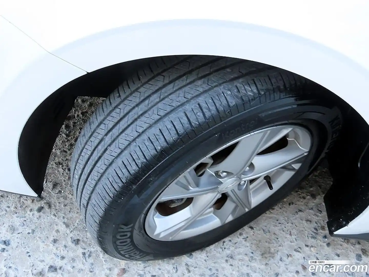Sonata Hyundai 2019.6-OPTION-024