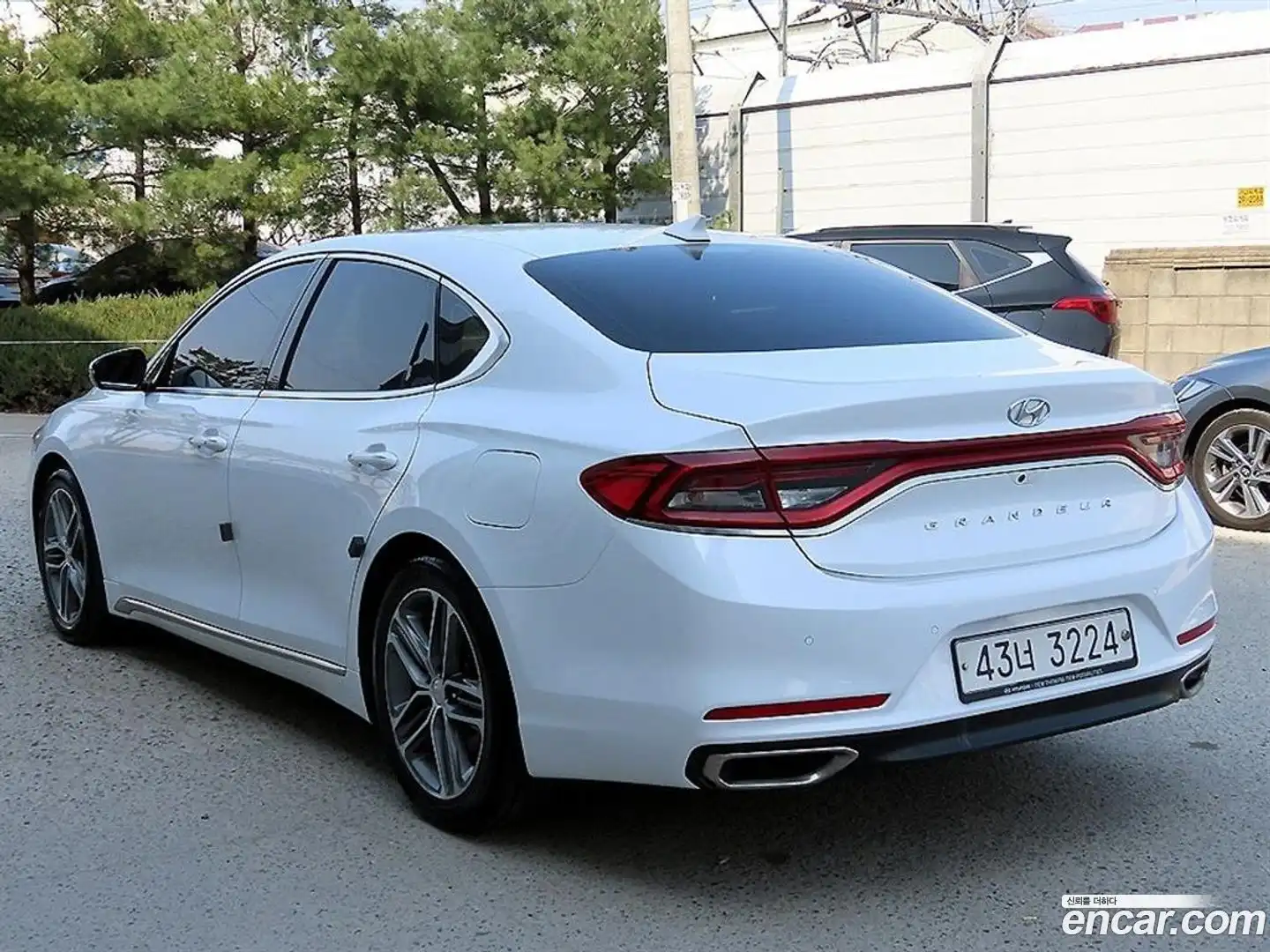 Grandeur Hyundai 2019.0-OUTER-002