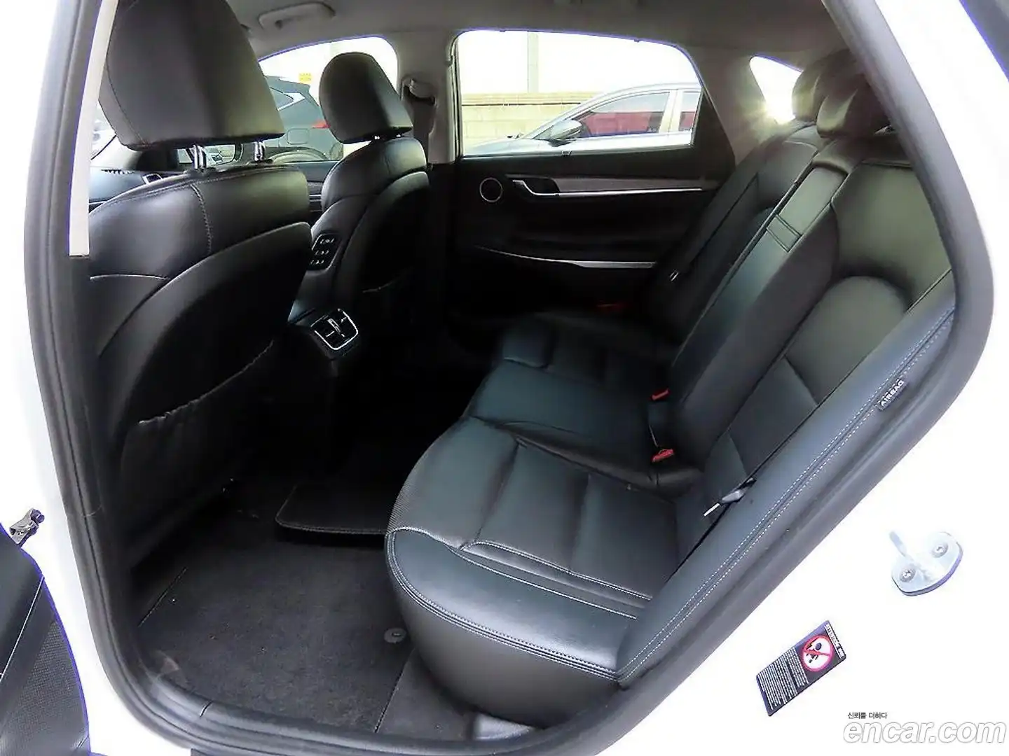 Grandeur Hyundai 2019.0-OUTER-006
