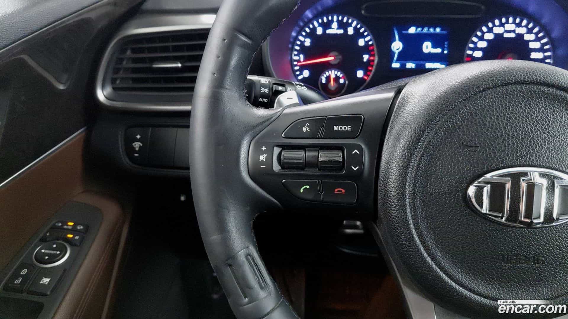 Sorento Kia 2017.4-INNER-010