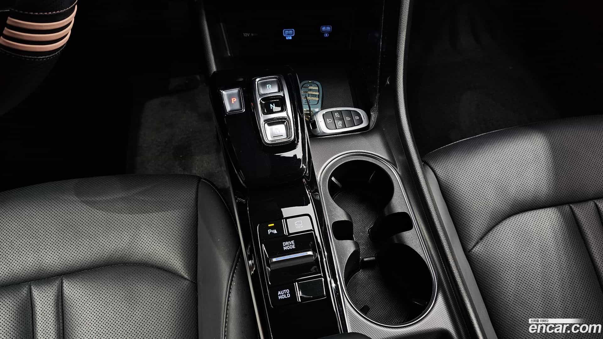 Sonata Hyundai 2022.2-INNER-009