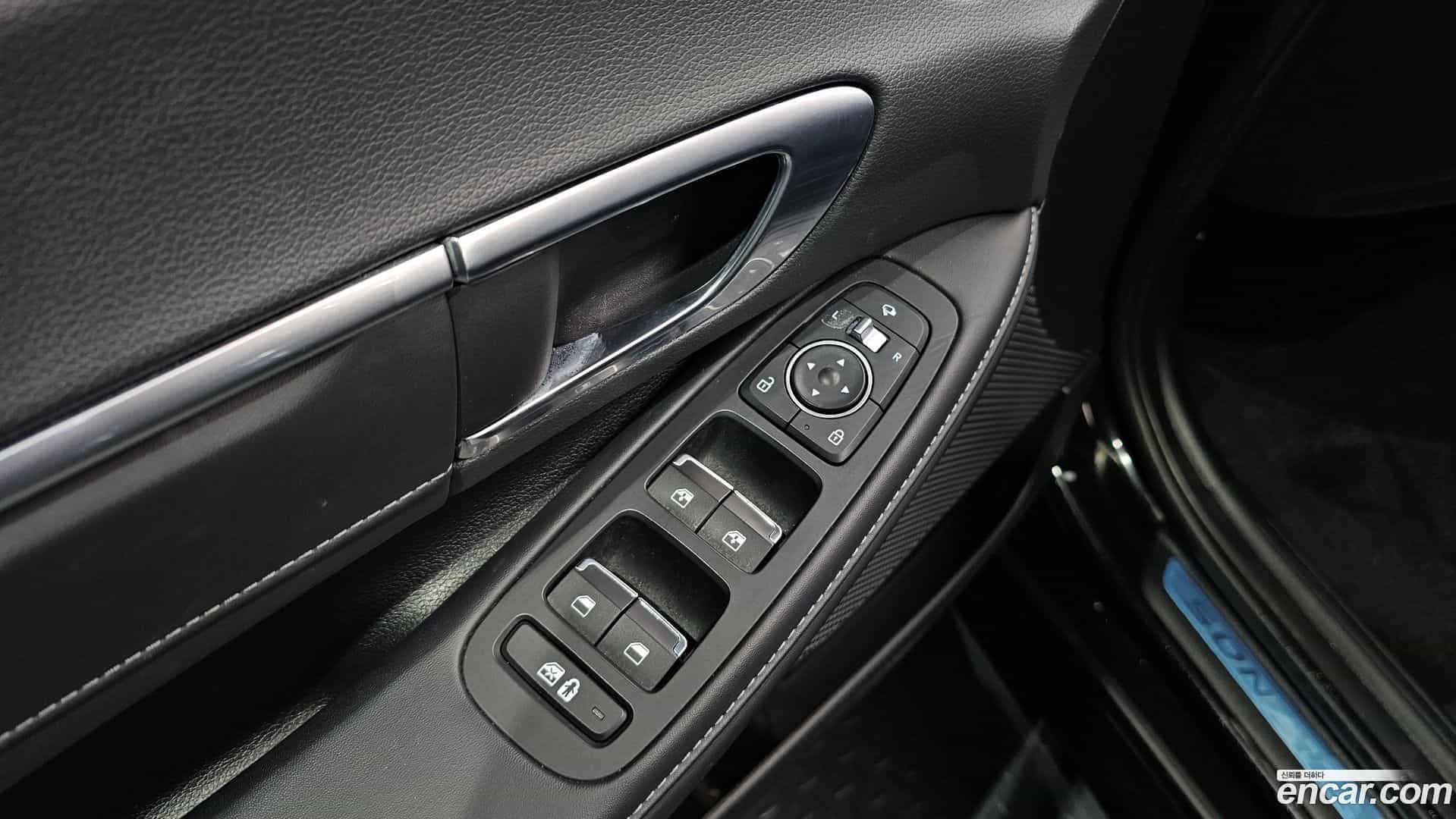 Sonata Hyundai 2022.2-OPTION-040
