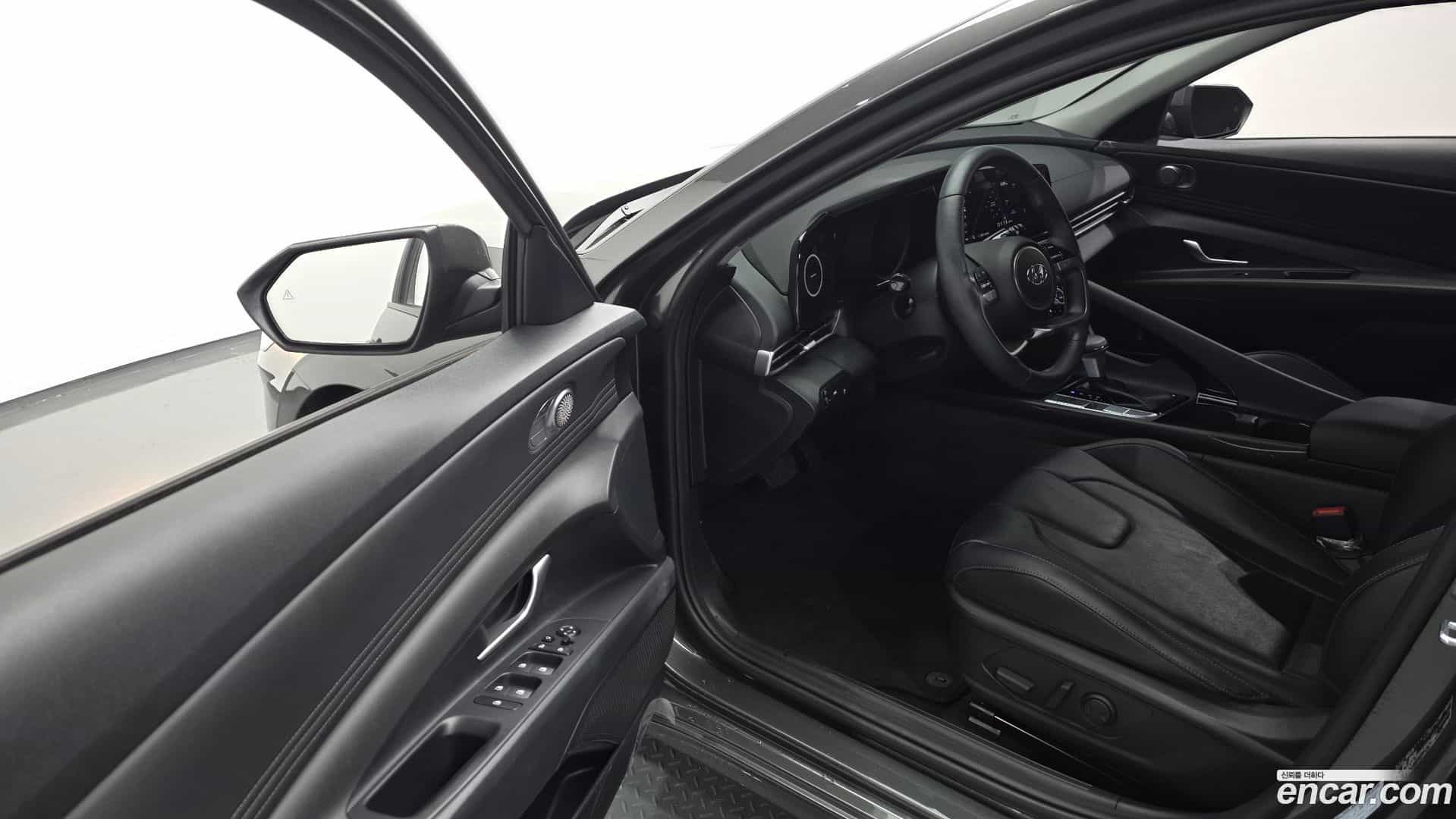 AVANTE Hyundai 2022.4-INNER-010