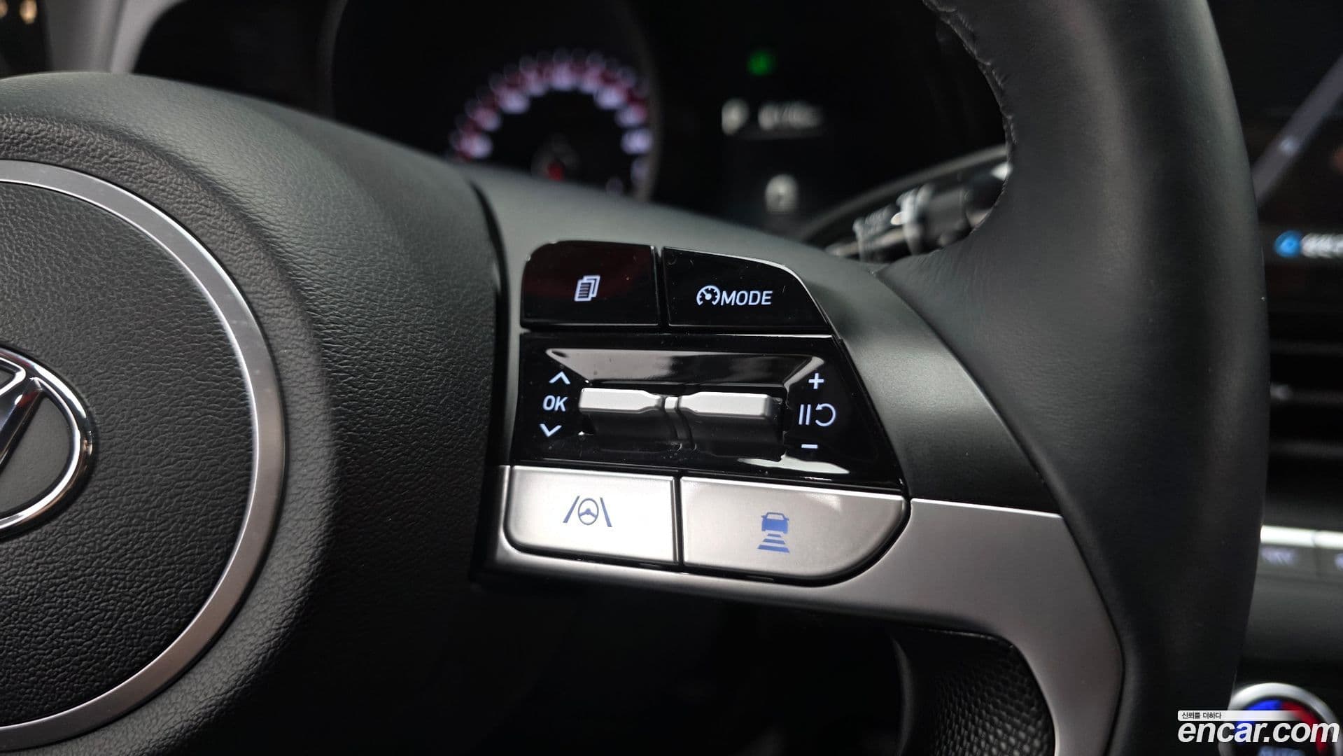 Main__Slider__Photo:AVANTE Hyundai 2022.4-13