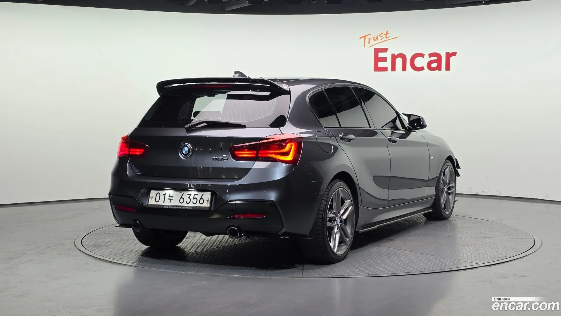Main__Slider__Photo:1-Series BMW 2018.3-1