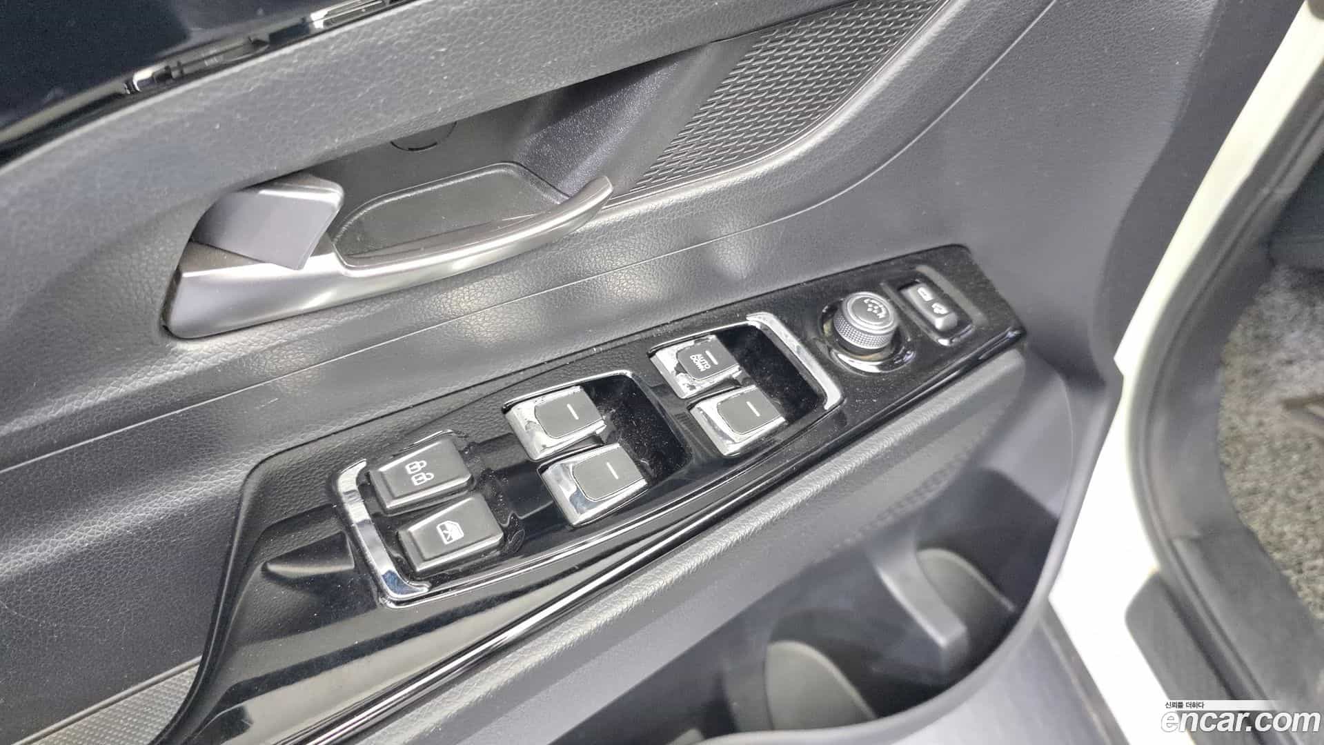 KORANDO KG Mobility 2019.3-OPTION-017