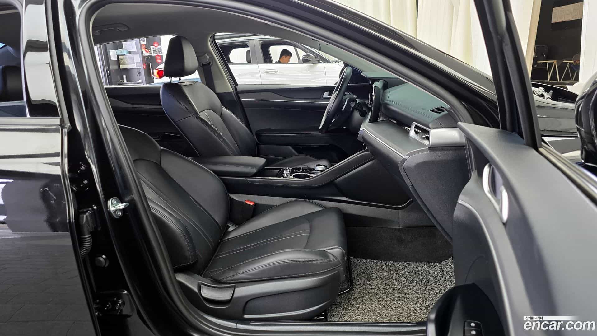 K5 Kia 2023.2-INNER-036