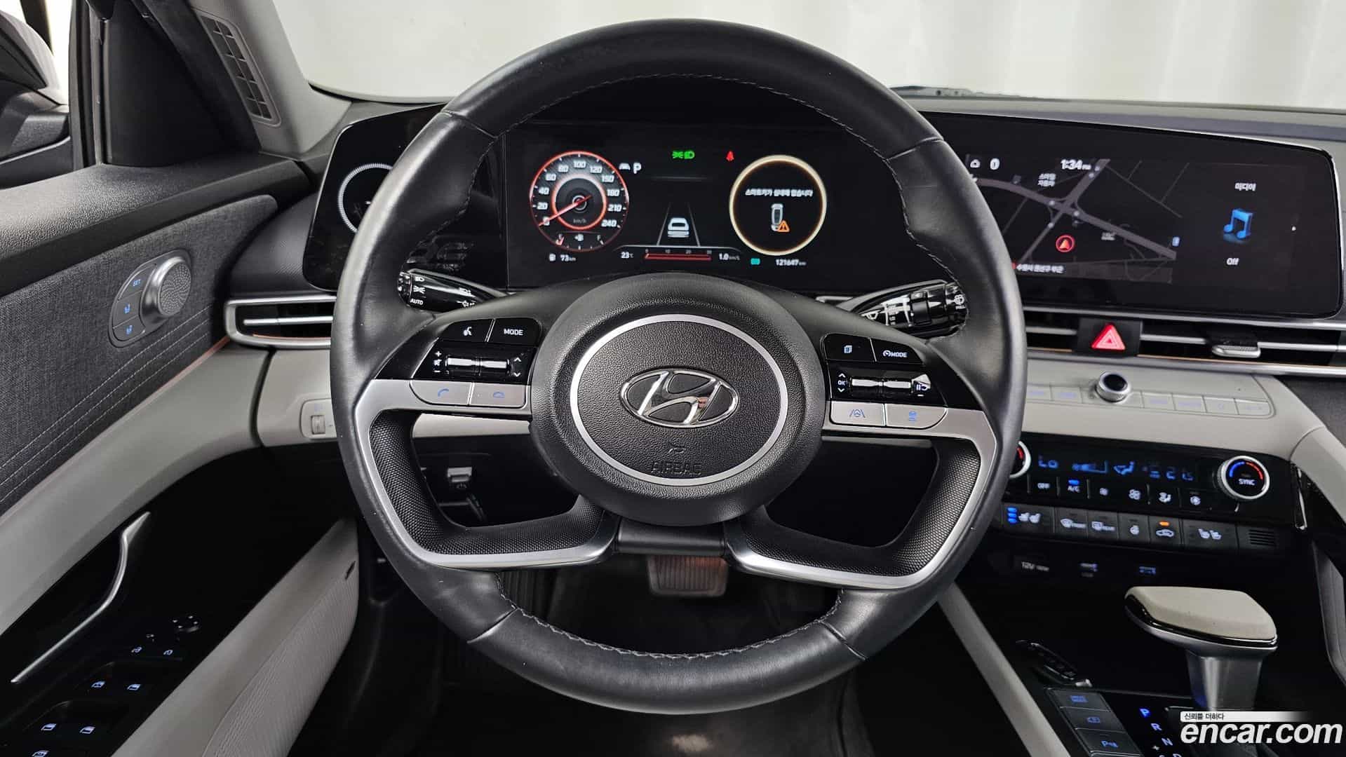 AVANTE Hyundai 2021.3-OPTION-017