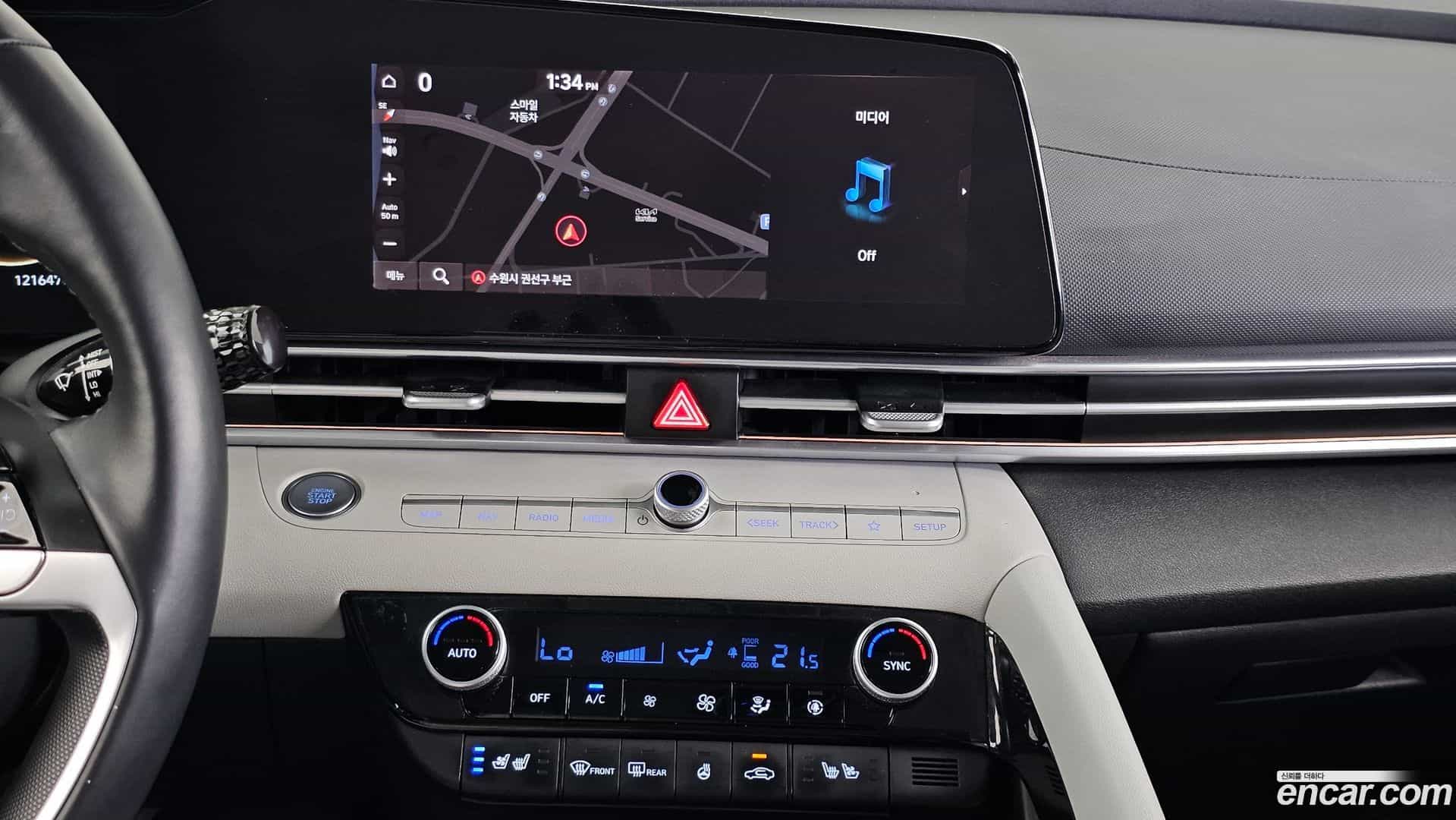 AVANTE Hyundai 2021.3-OPTION-018