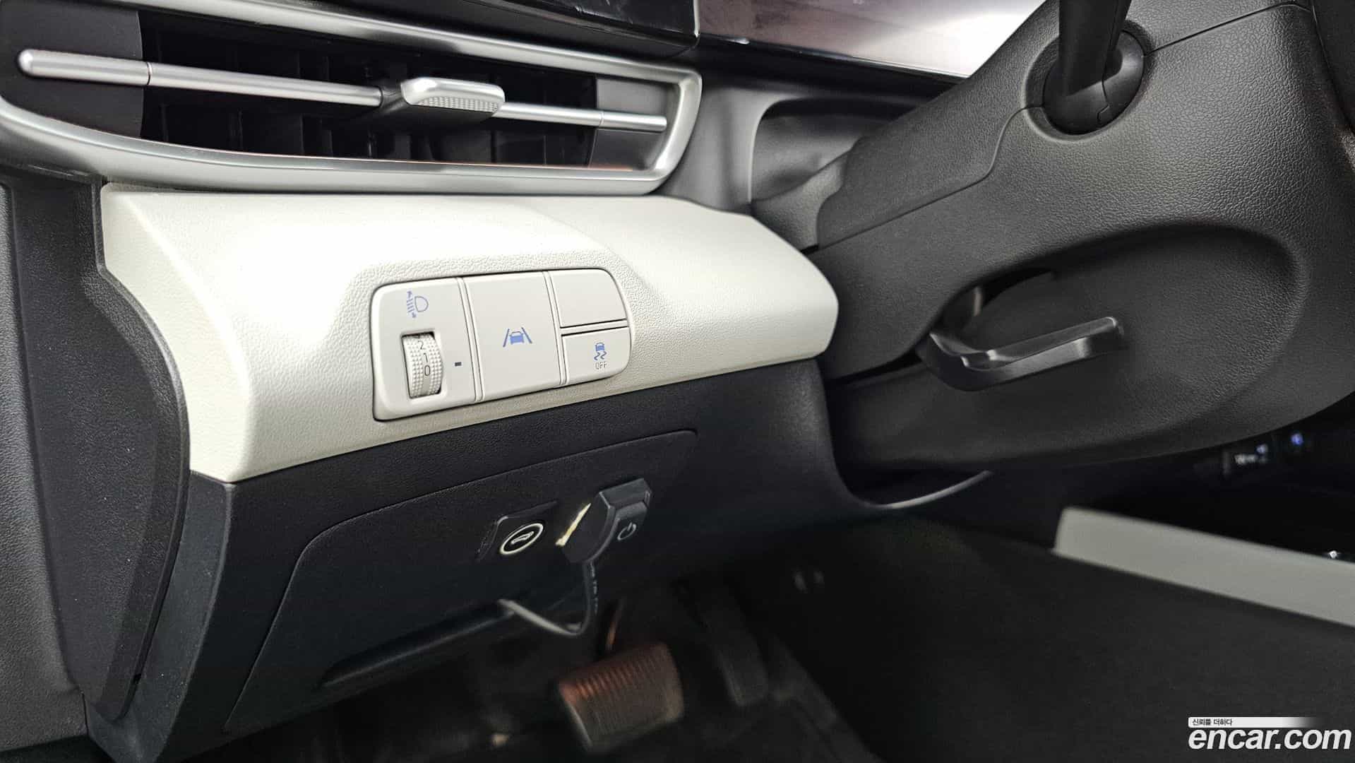 AVANTE Hyundai 2021.3-OPTION-022