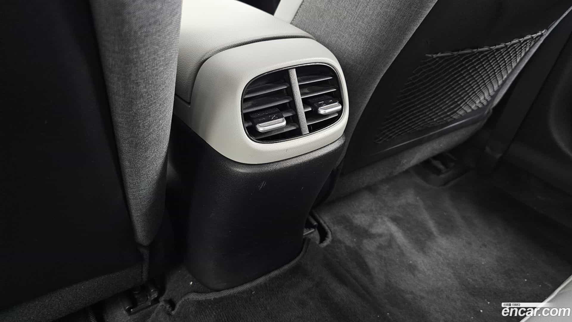 AVANTE Hyundai 2021.3-OPTION-023