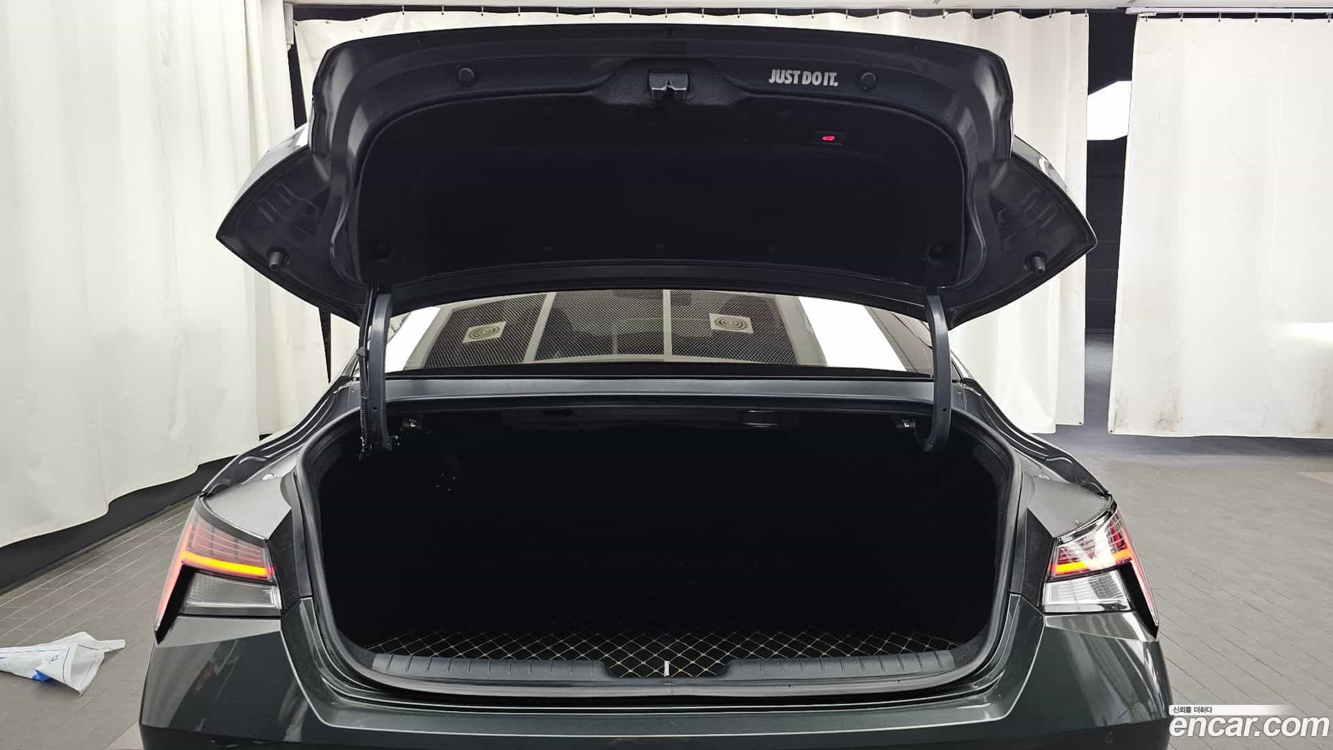 AVANTE Hyundai 2021.3-OPTION-024