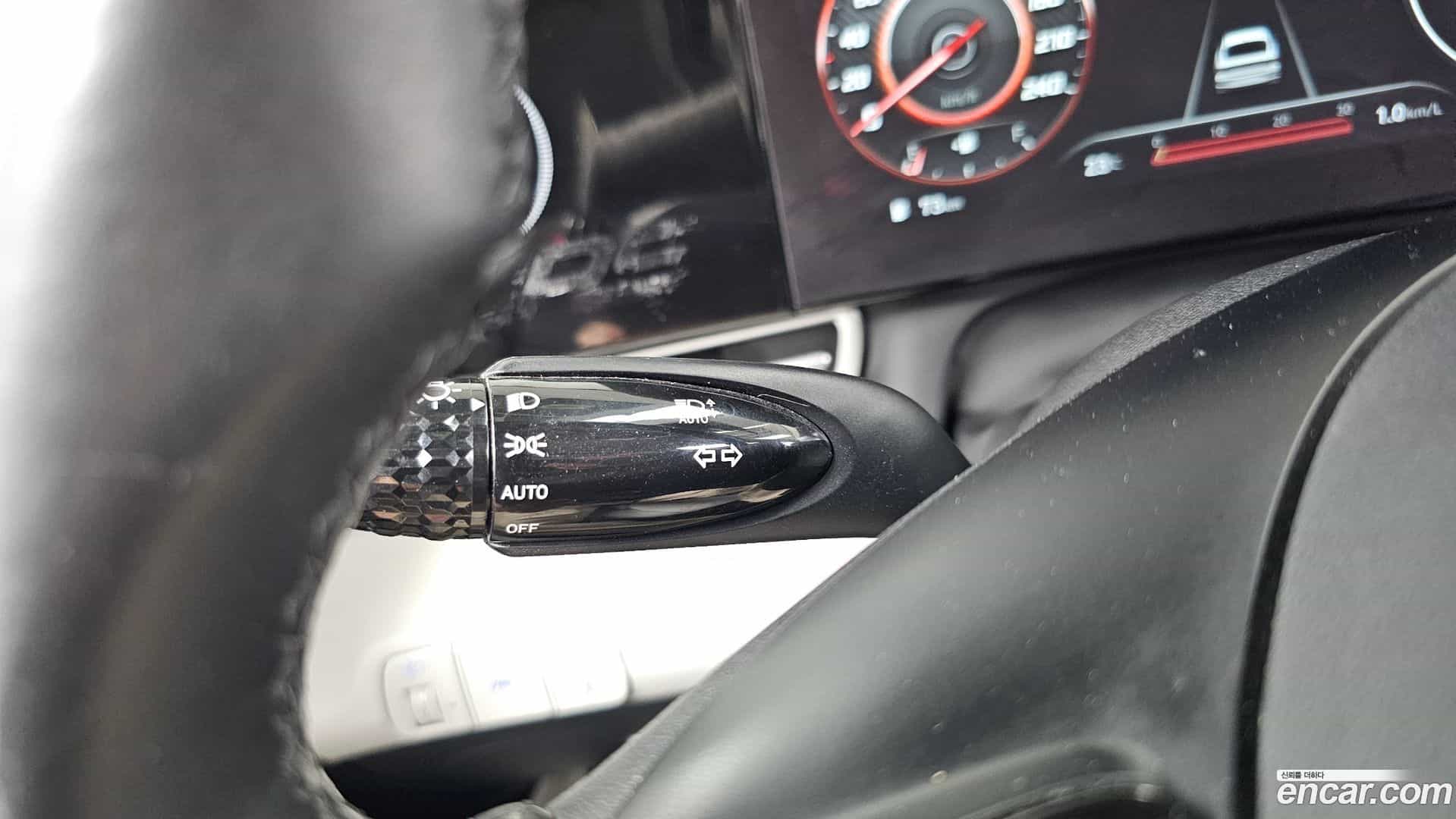 AVANTE Hyundai 2021.3-OPTION-041