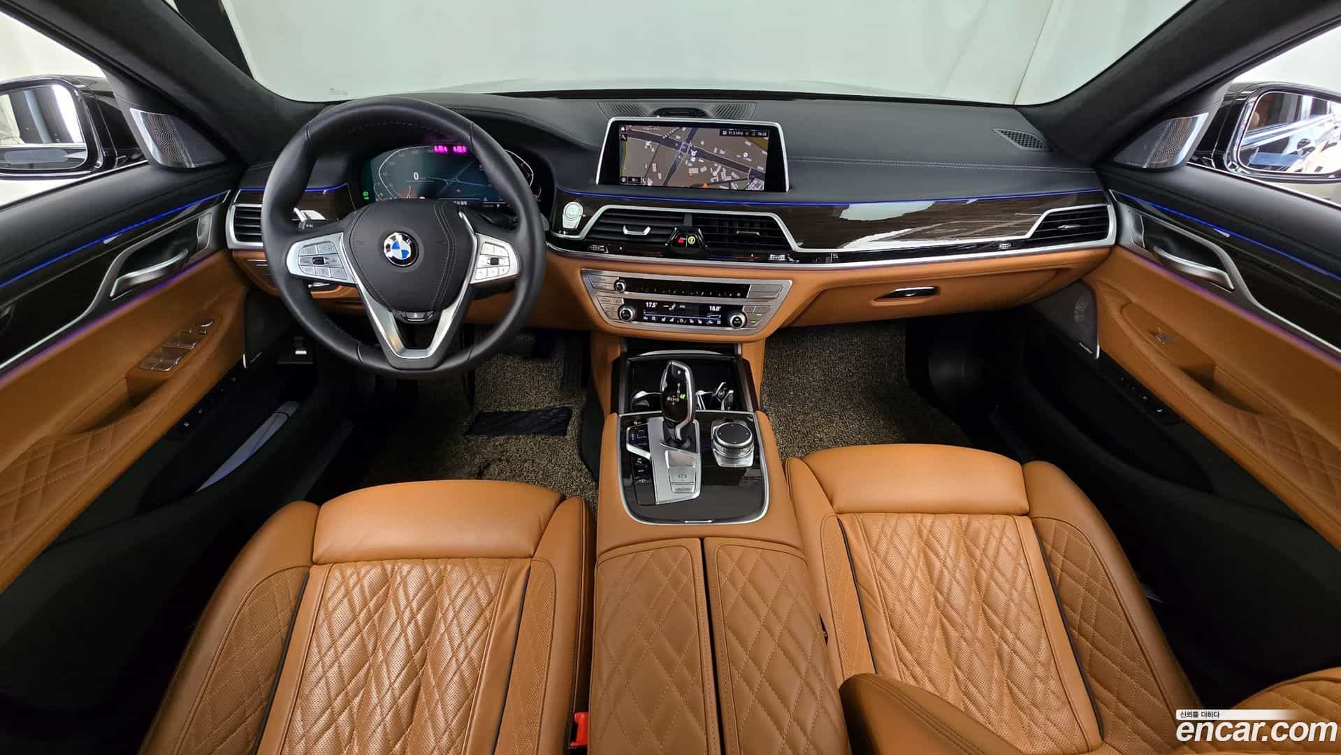 7-Series BMW 2022.7-INNER-007