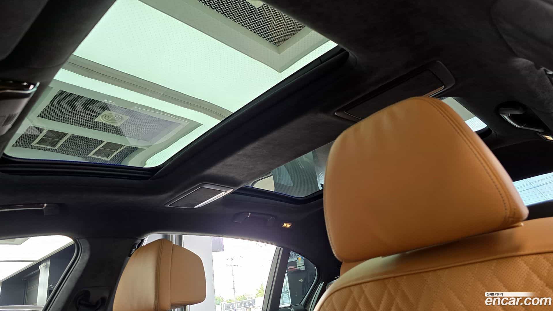 7-Series BMW 2022.7-OPTION-019